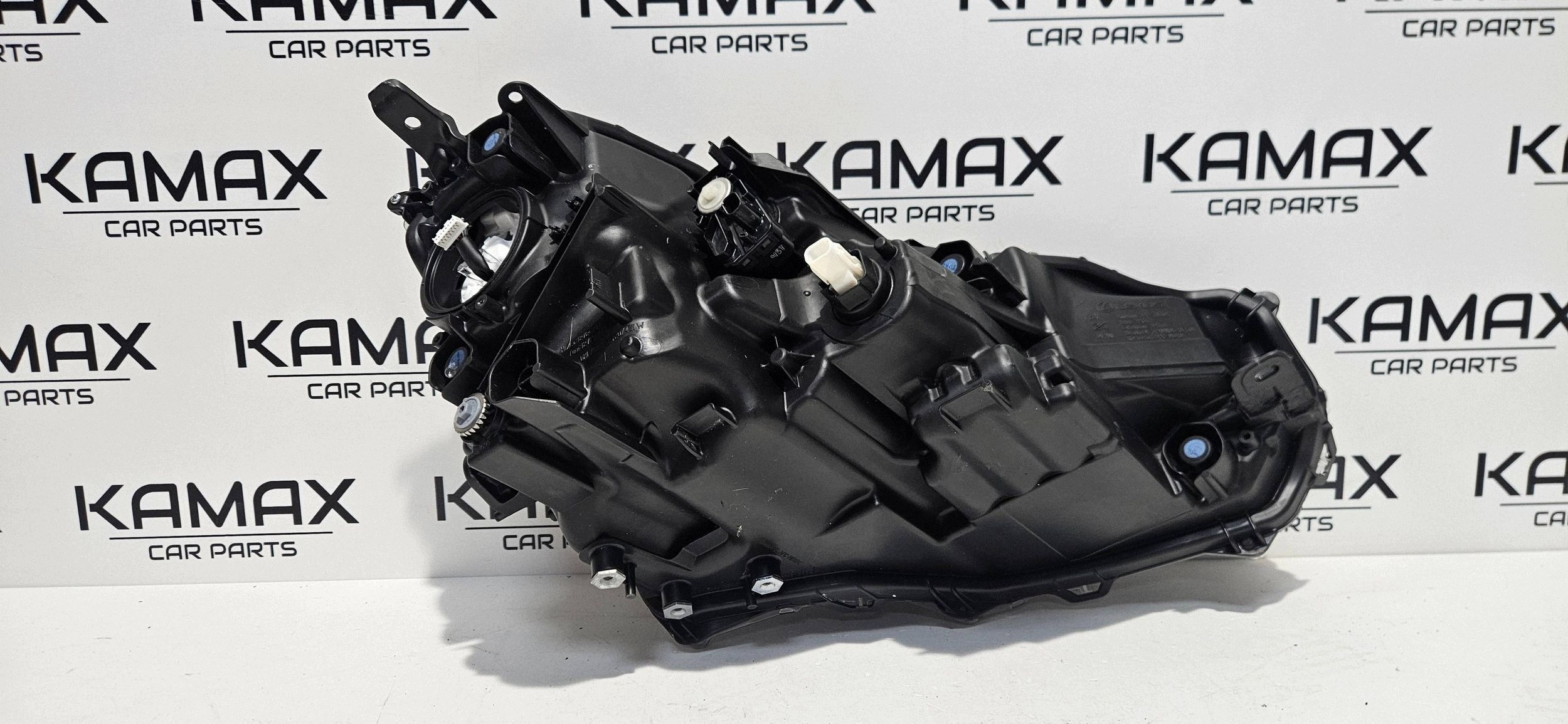 Reflektor links Seite Lexus LBX KOITO52350