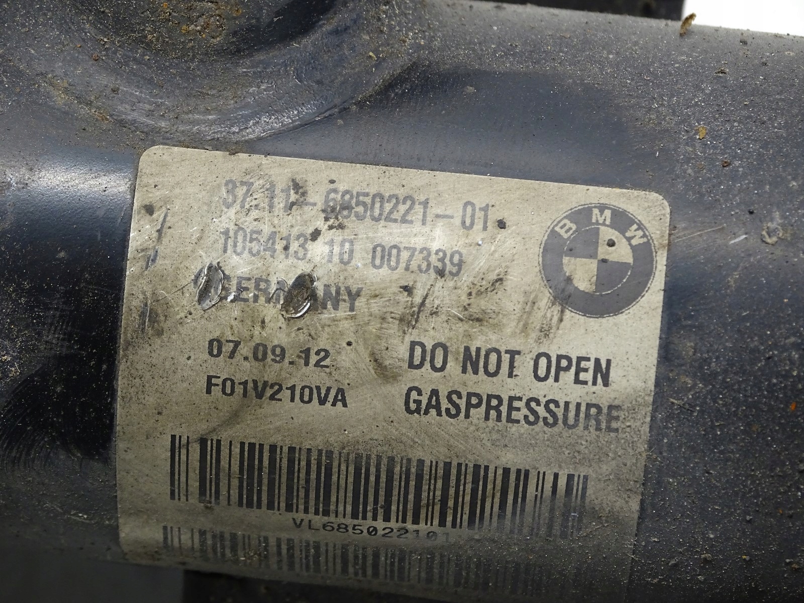shock absorber McPherson left front VDC BMW 7 F01 F02 6850221