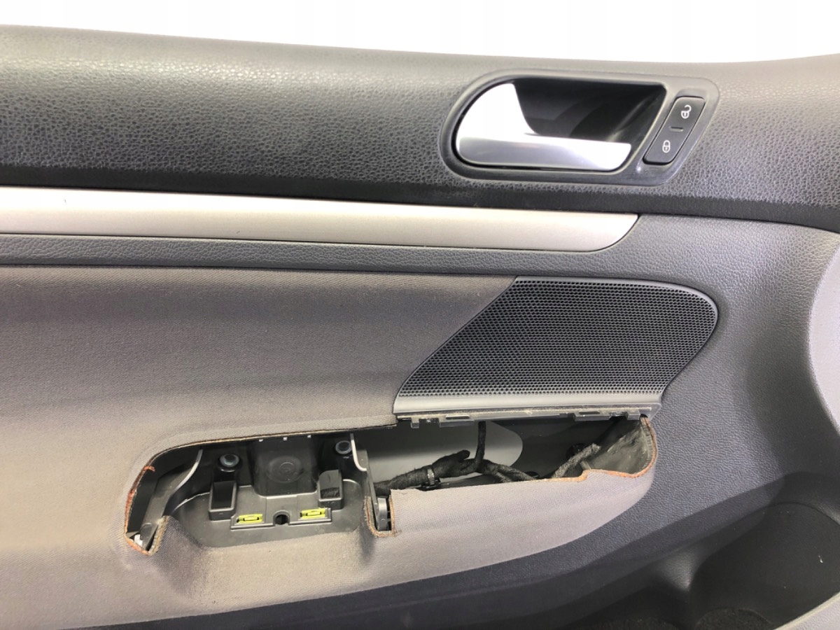 BOCZEK DRZWI LEWY PRZÓD VW GOLF V Hatchback 03-10 TAPICERKA Typ samochodu Samochody osobowe