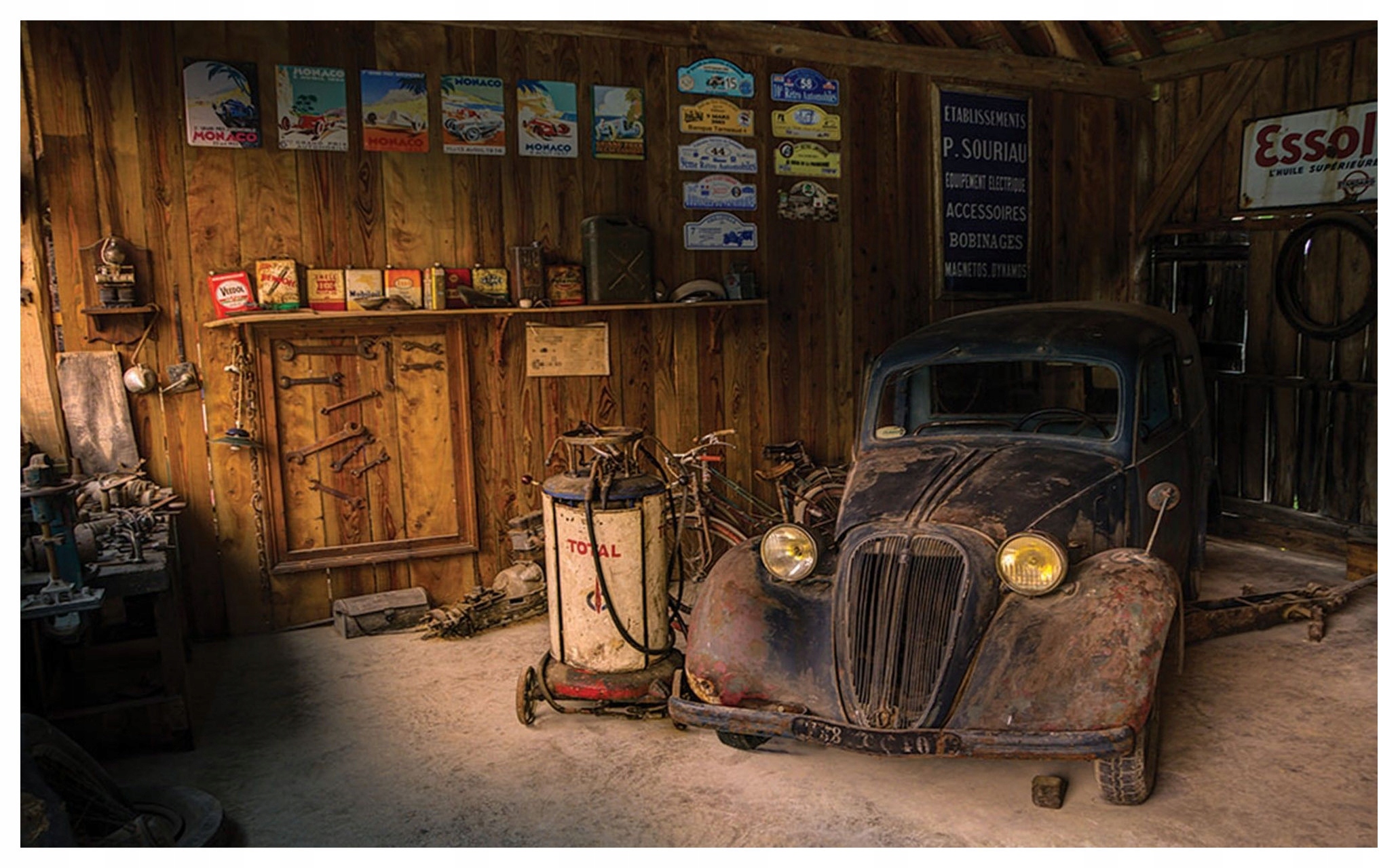 Fototapeta Retro Garáž Automobilová Vinylová Nástroje Loft 208x146 lepidlo