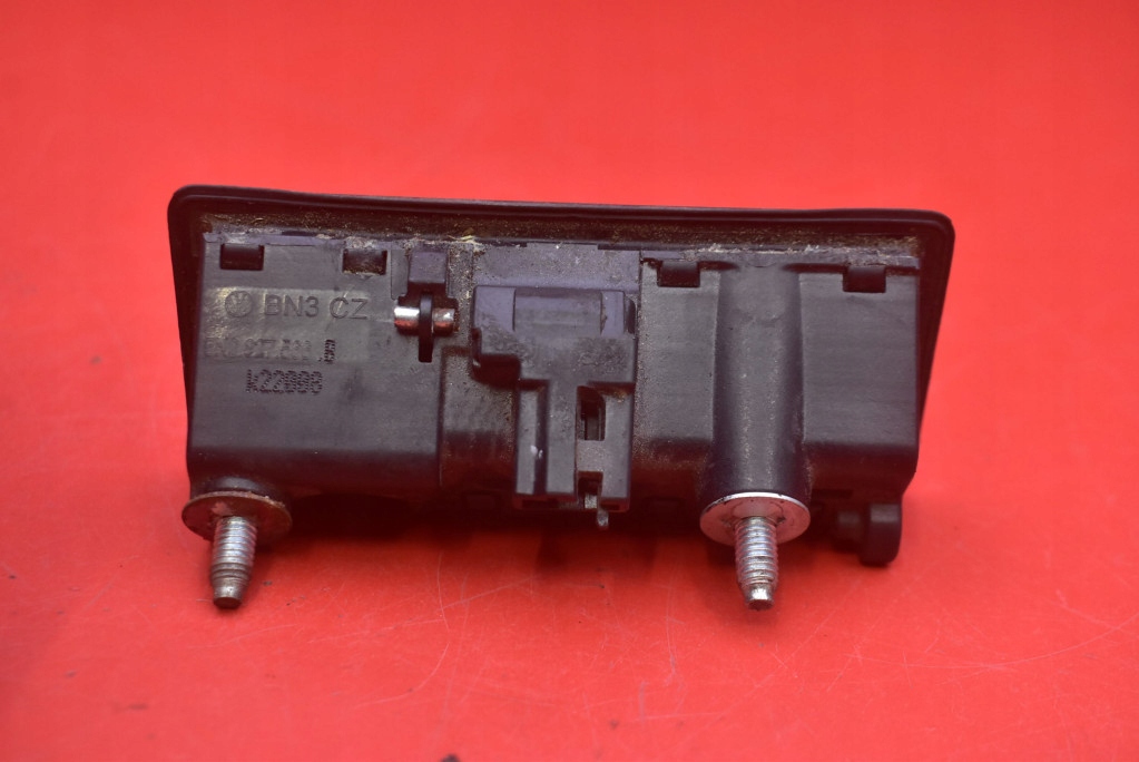 handle button bonnet rear part 5N0827566B AUDI A4 B8 sedan 07-11
