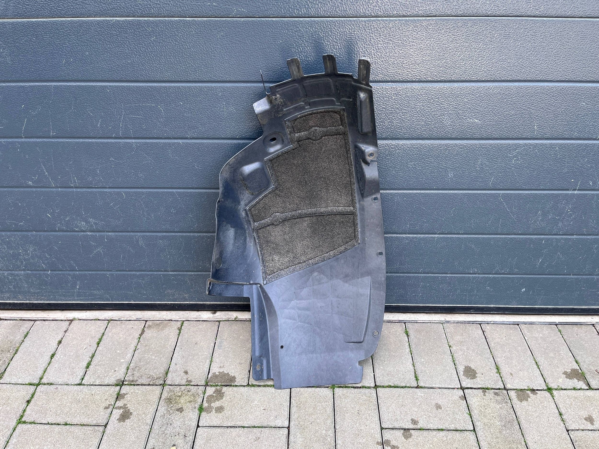 OPEL MERIVA B mudguard front front right 13397880