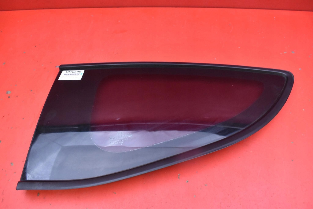 window bodywork left rear part HYUNDAI GENESIS 1 and COUPE 08-12