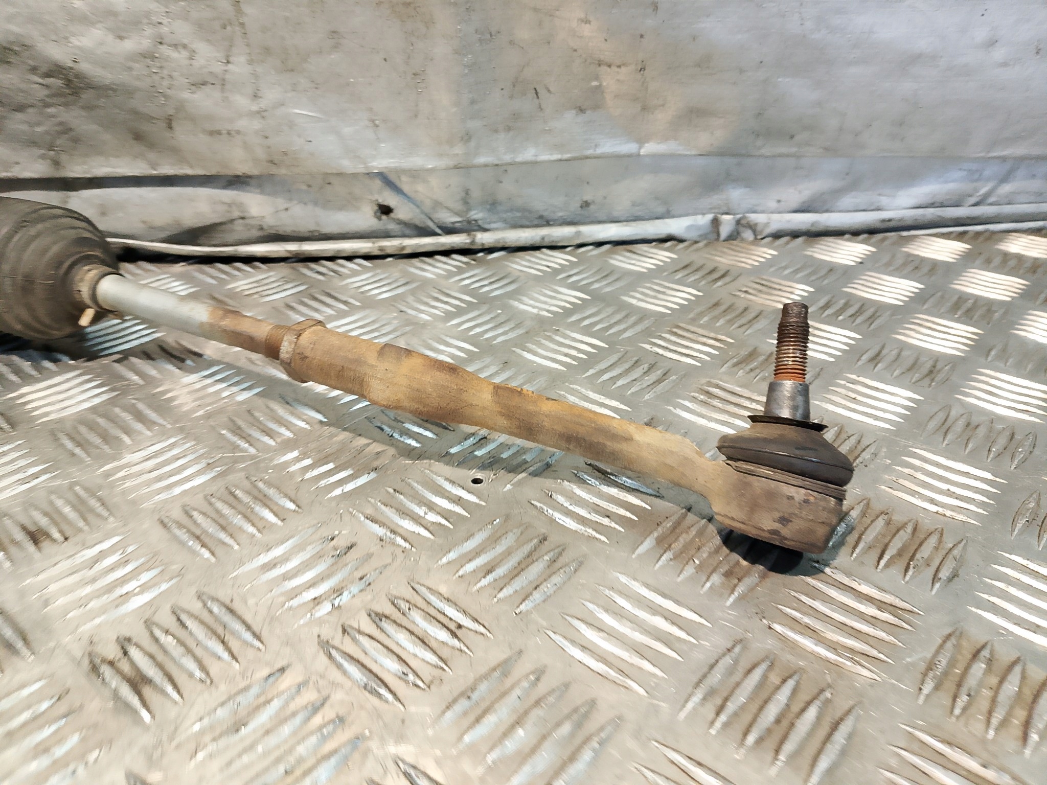 Boîter direction Boîter direction CITROEN C3 et 1 1.1 B 6200000059