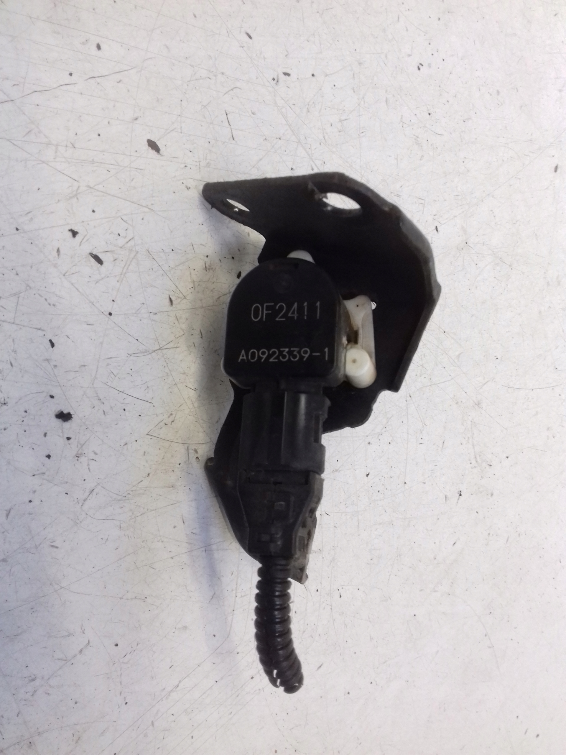 Датчик выравнивания A092339 Mitsubishi ASX