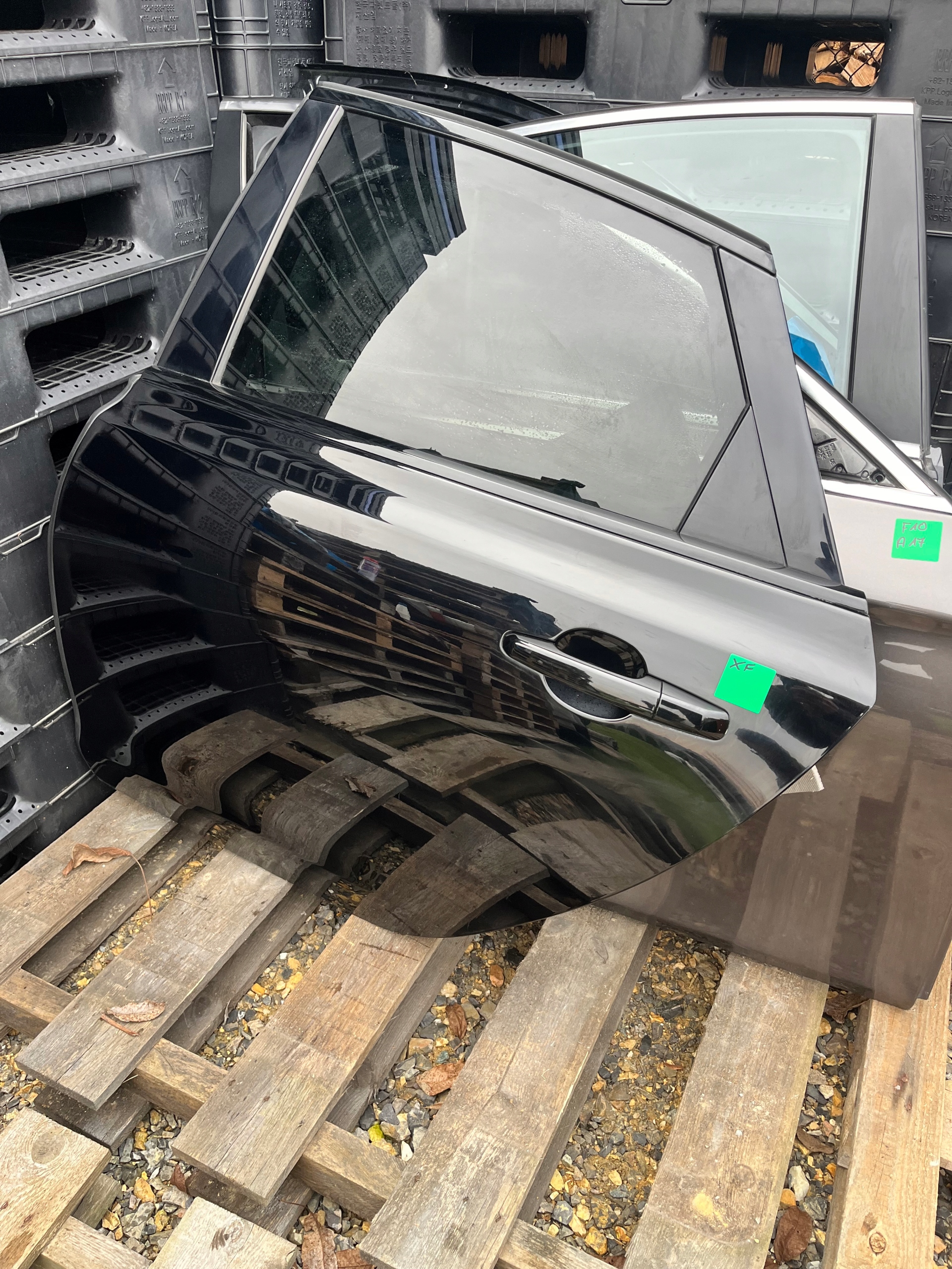 JAGUAR XF X260 DRZWI TYŁ LEWE