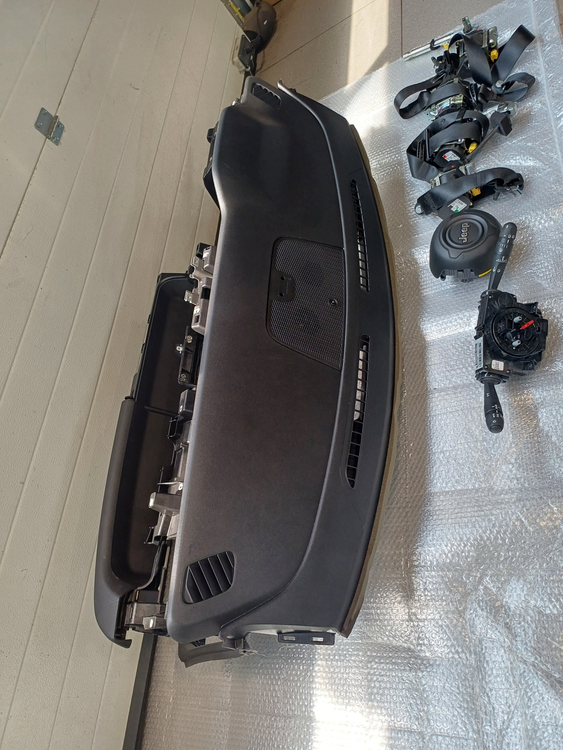 dashboard instrument panel console tension belts KOMPLET JEEP AVENGER