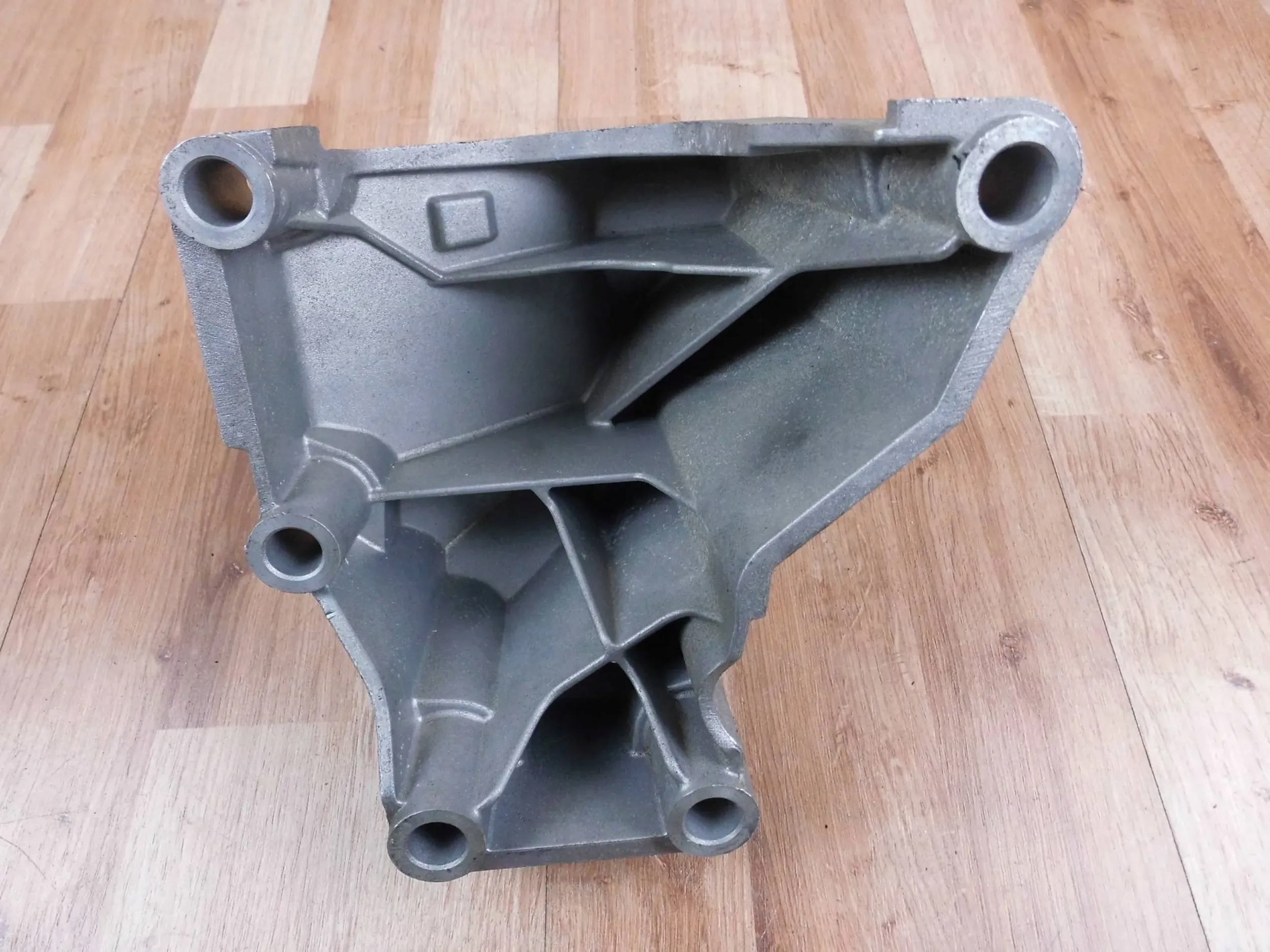 KIA Stinger 3.3 GT holder holder console engine mount 21825-J5400