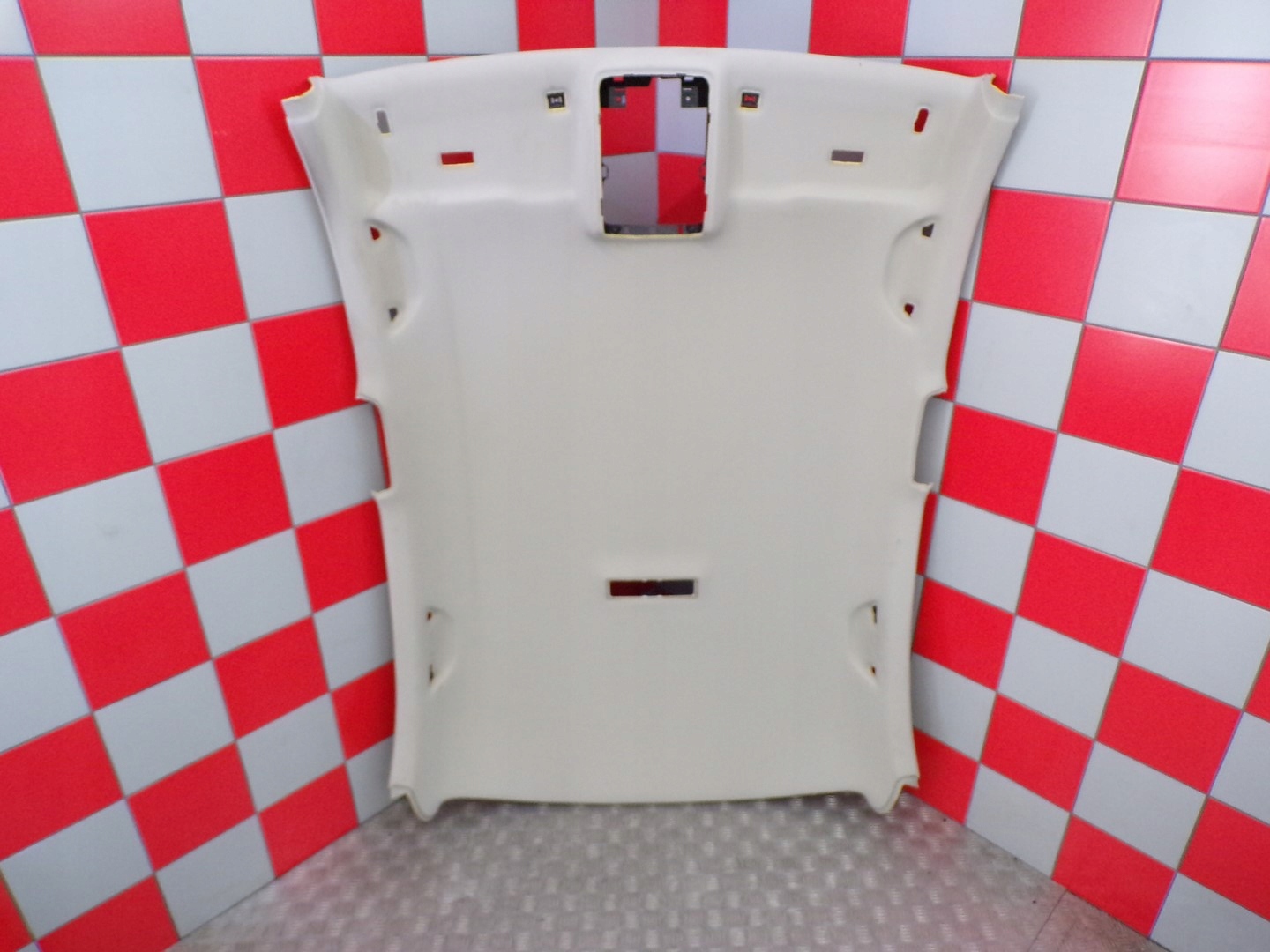 5C6867506P PODSUFITKA VW JETTA 5T5 2011-2018r Typ samochodu Samochody osobowe