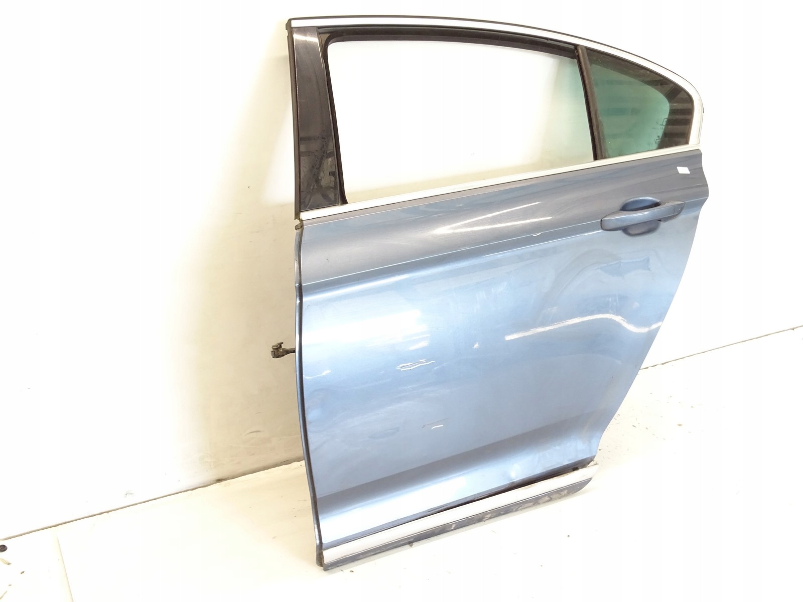 door left rear part rear. left VW PASSAT B8 sedan LB5J
