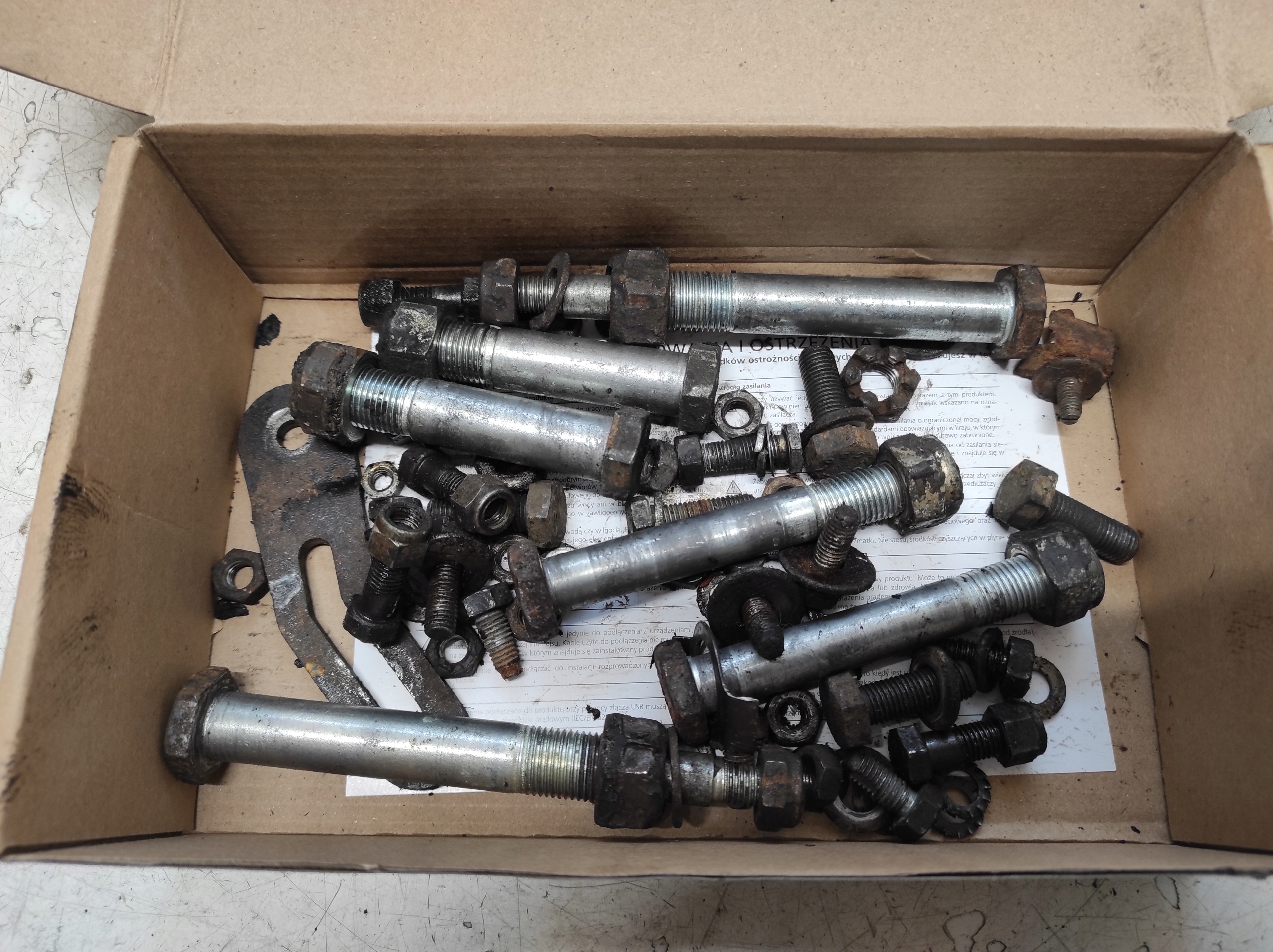 ALFA ROMEO GIULIA GT JUNIOR 63- 1.3 RÓŻNE ŚRUBY SILINIKOWE