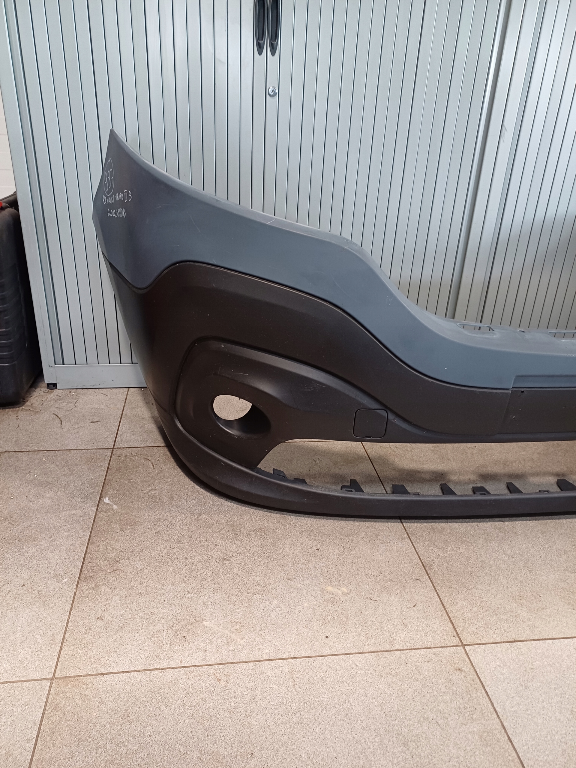 bumper front front RENAULT TRAFIC 3 III 620223380R
