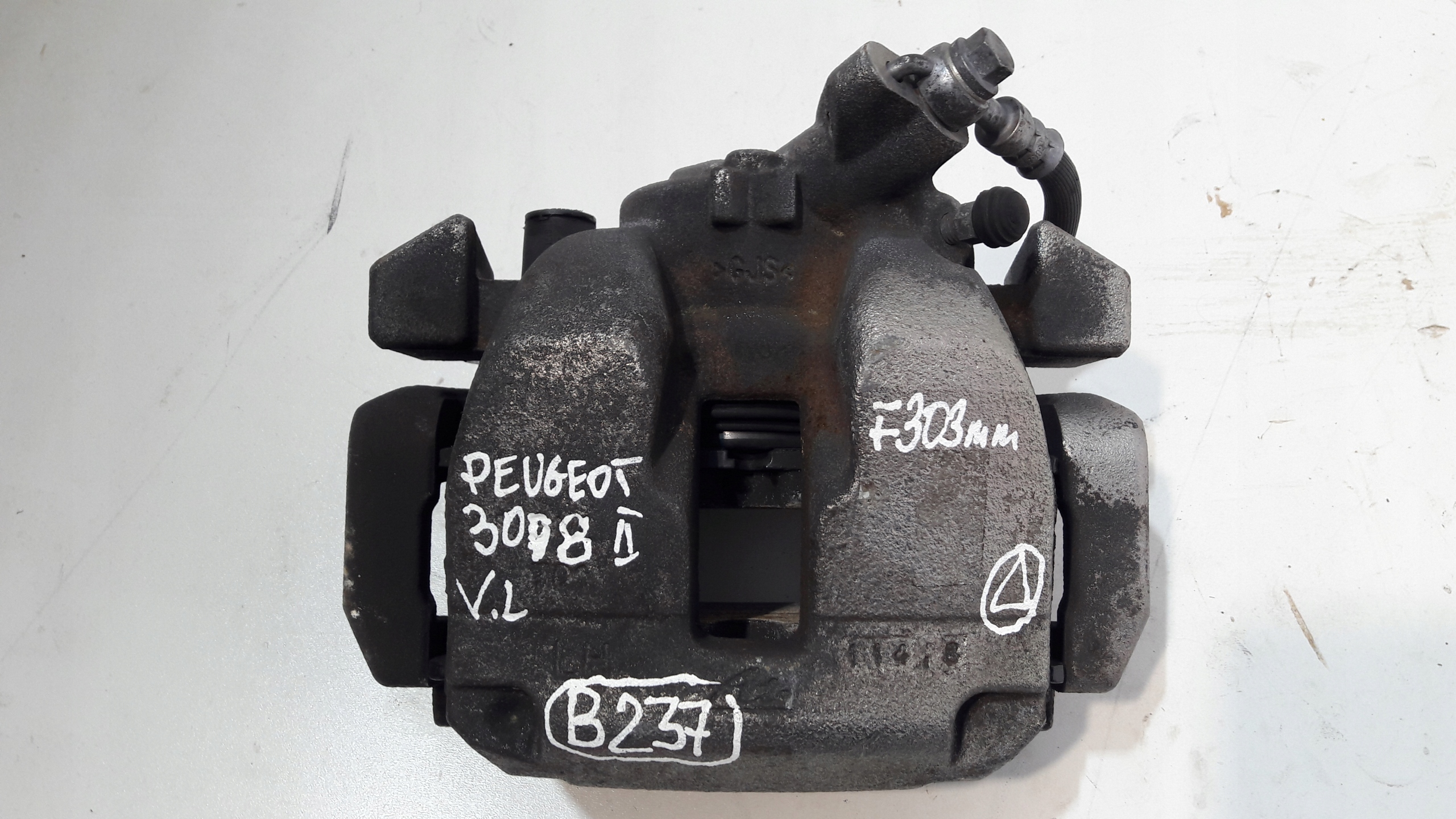 PEUGEOT 3008 II caliper HAMUCLOWY left front