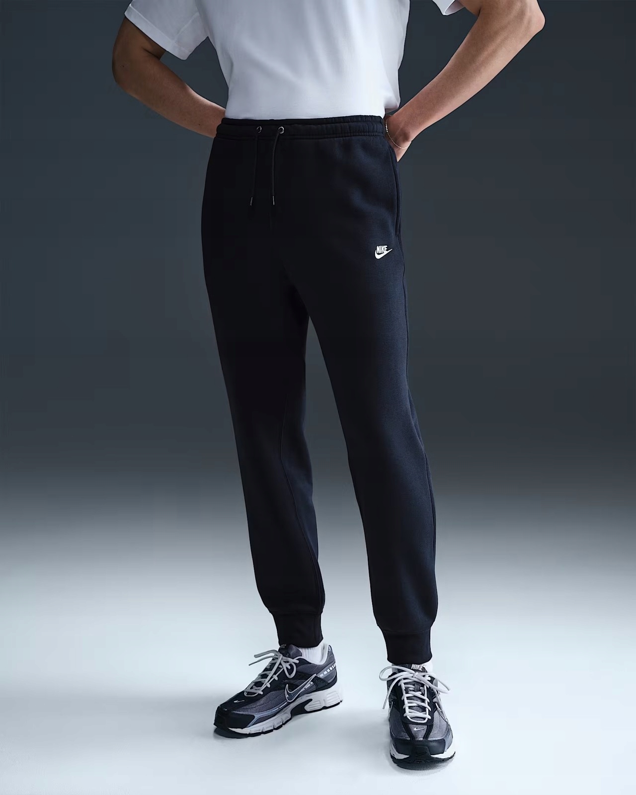 Pánské tepláky Nike Club Mens Joggers