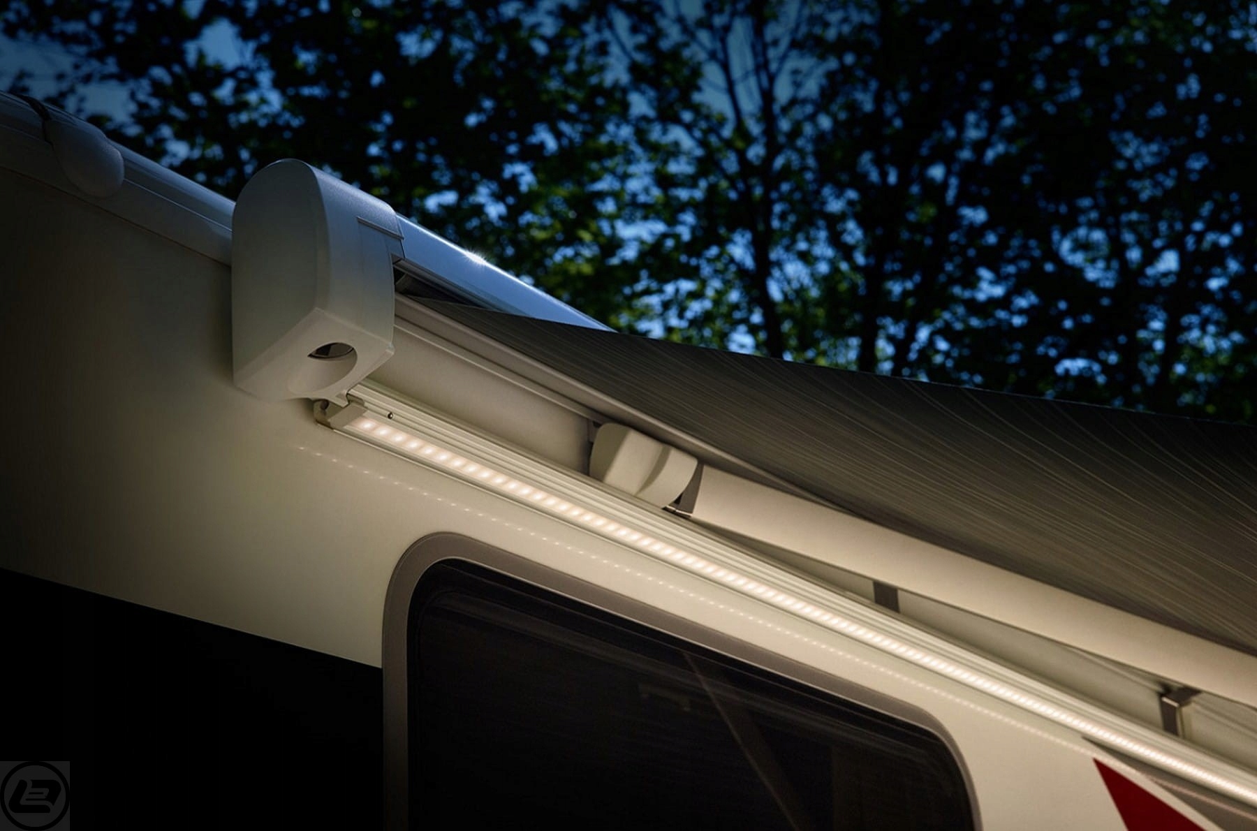 TASMA LED OSWIETLENIE POD MARKIZE THULE 12V 4M Brand Thule