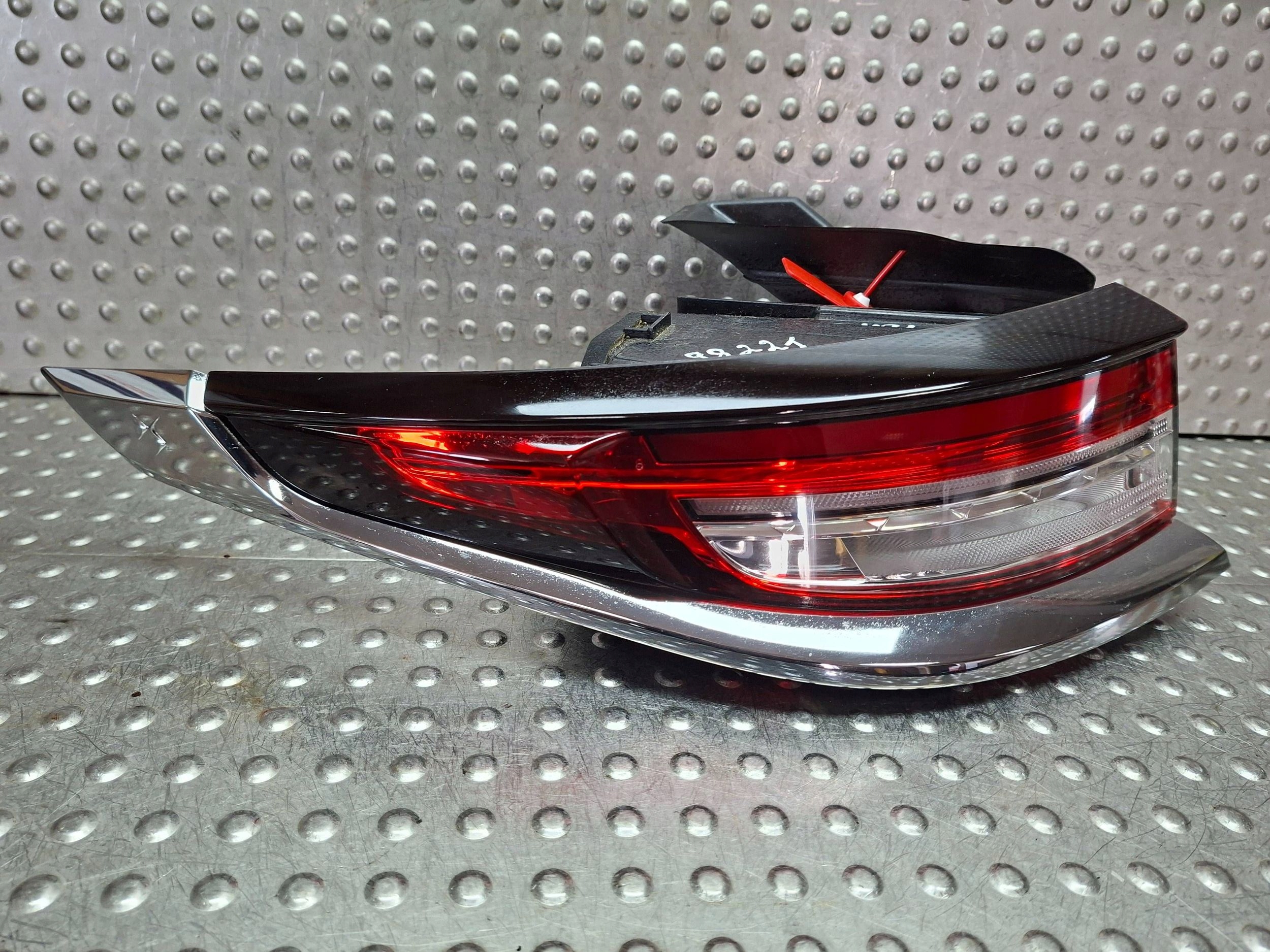 light left rear part 9822178080 CITROEN DS3 CROSSBACK 2019