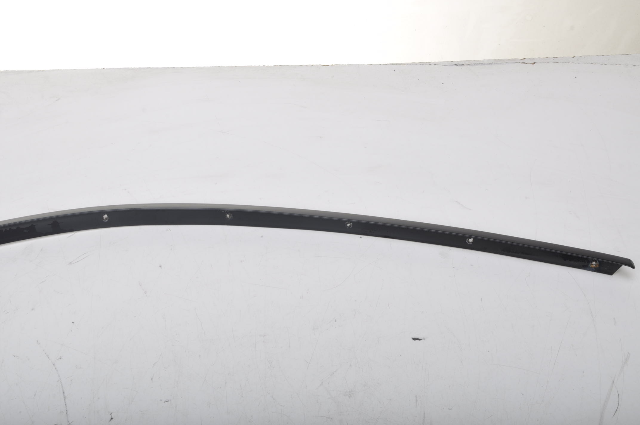 ASTON MARTIN DB7 VANTAGE LISTWA CHROM OZDOBNA LEWA Producent części Aston Martin