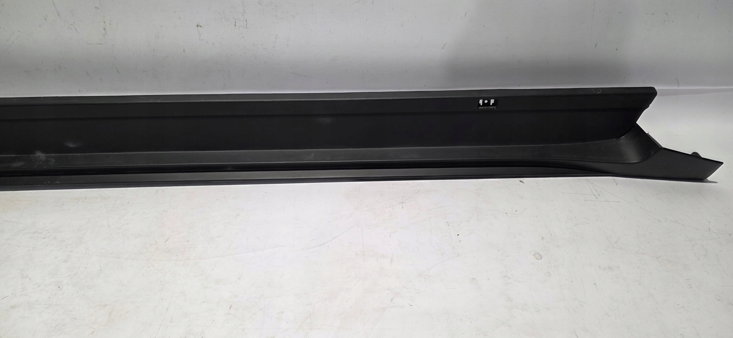 moulding threshold right LEXUS LBX 23- original 75850-52110