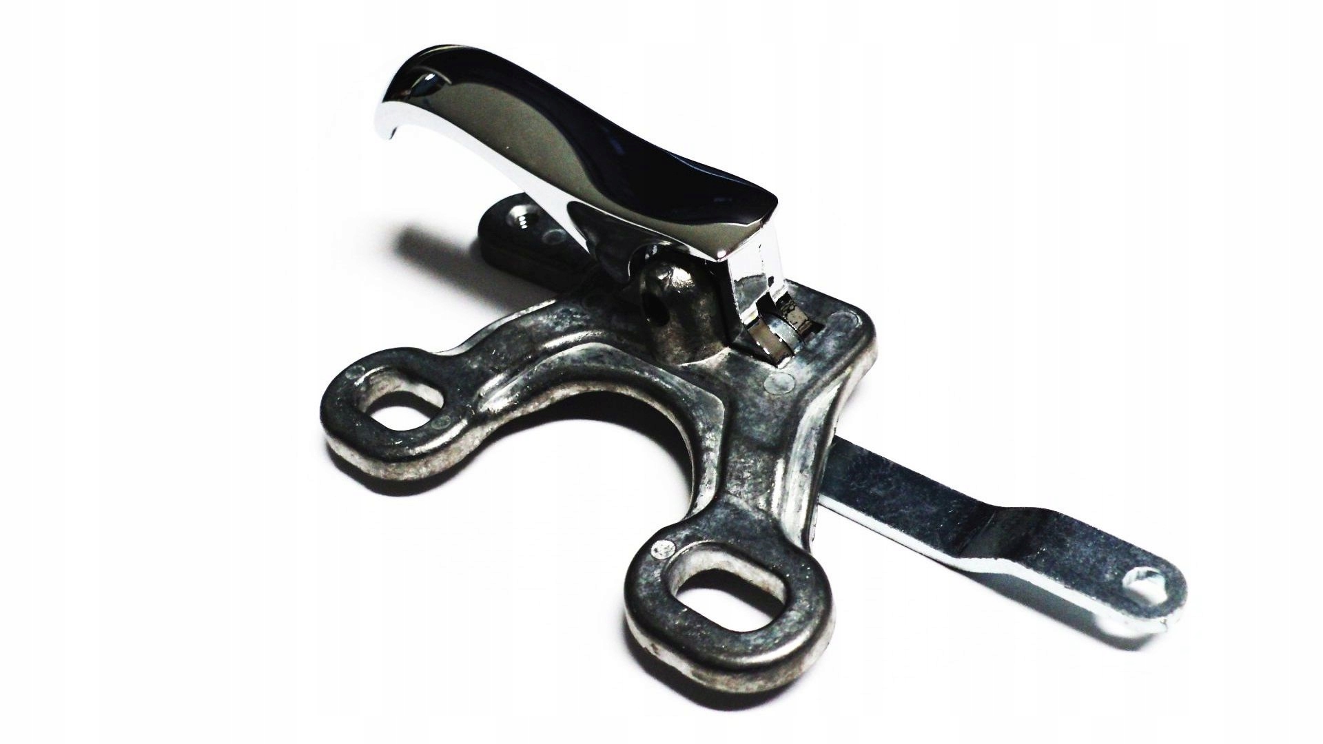 DB113EP - ВНУТРЕННЯЯ РУЧКА ДВЕРИ ПРАВАЯ MERCEDES 110 111 113