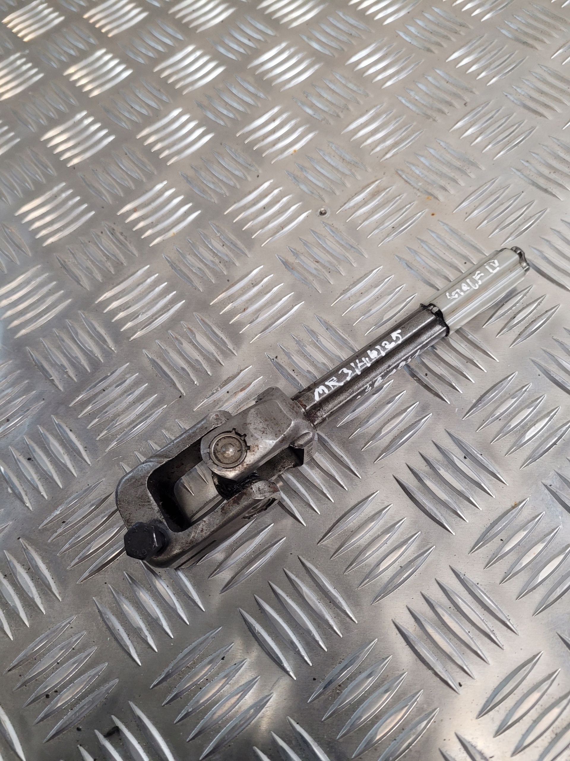Croix Embrayage Colonne de direction Volant VOLKSWAGEN GOLF IV