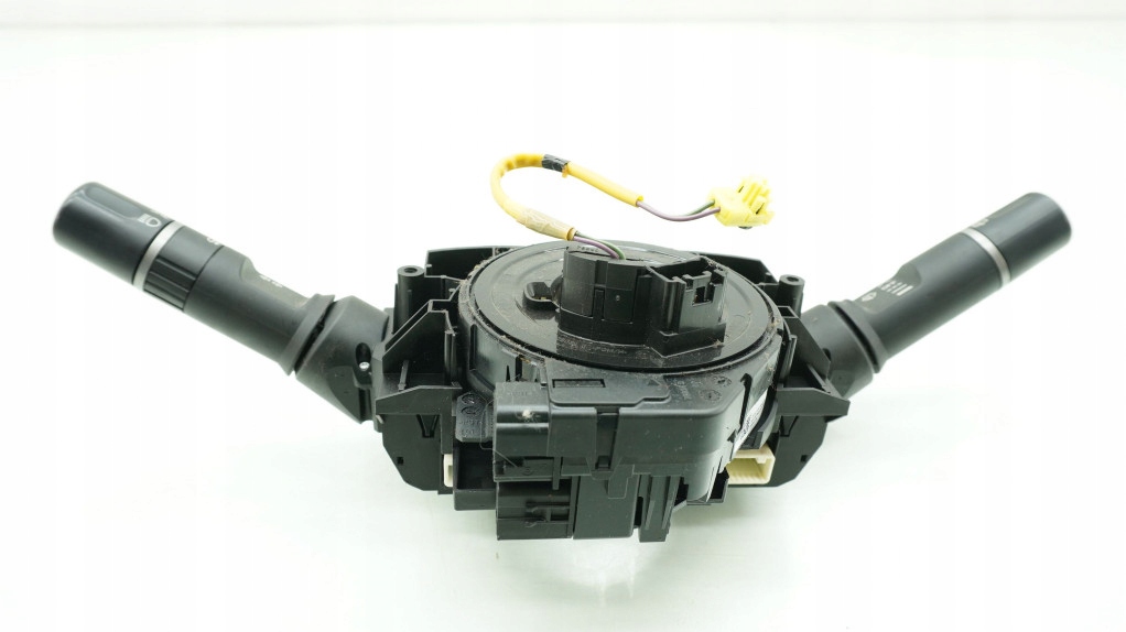mazda 2 DE подрулевой переключатель шлейф DF7166120B
