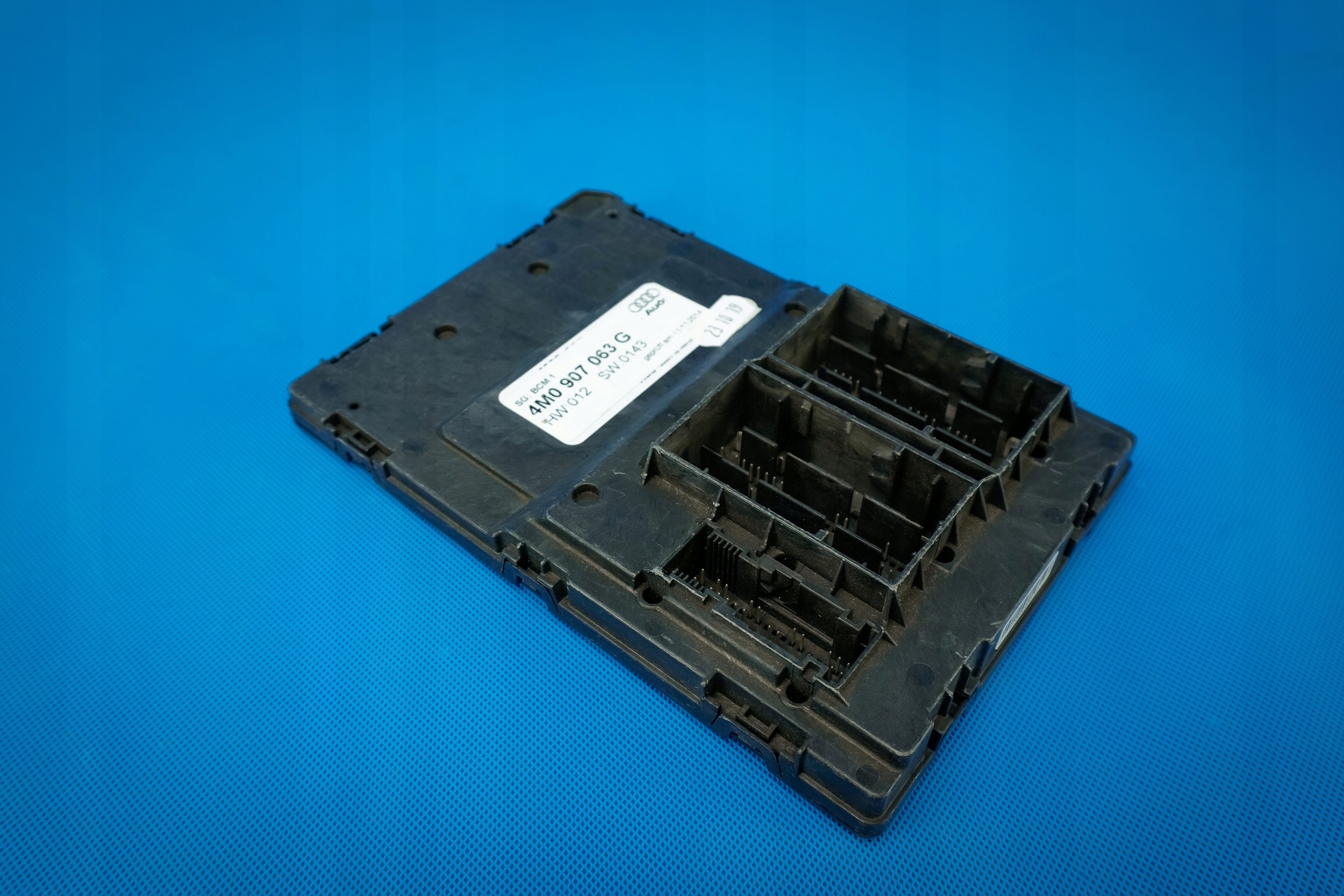 control unit Bordnetz Audi Q7 4M A4 8W 4M0907063G