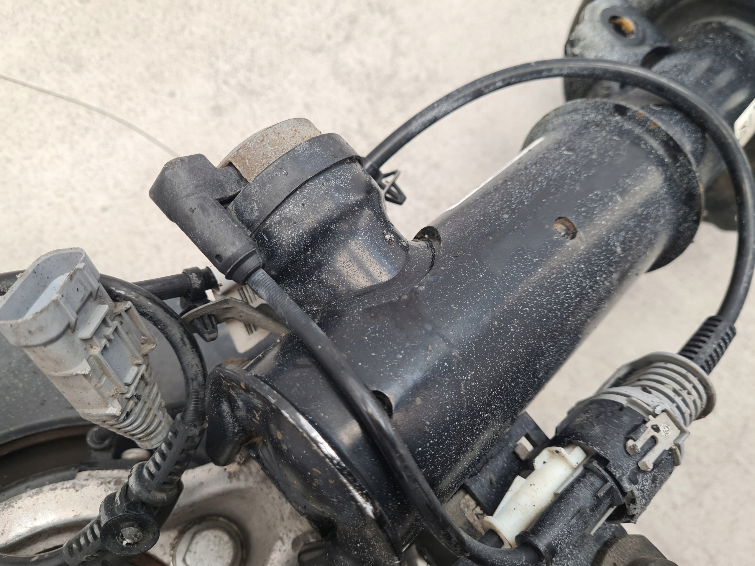 opel INSIGNIA A 2.0 поворотный кулак, цапфа левый