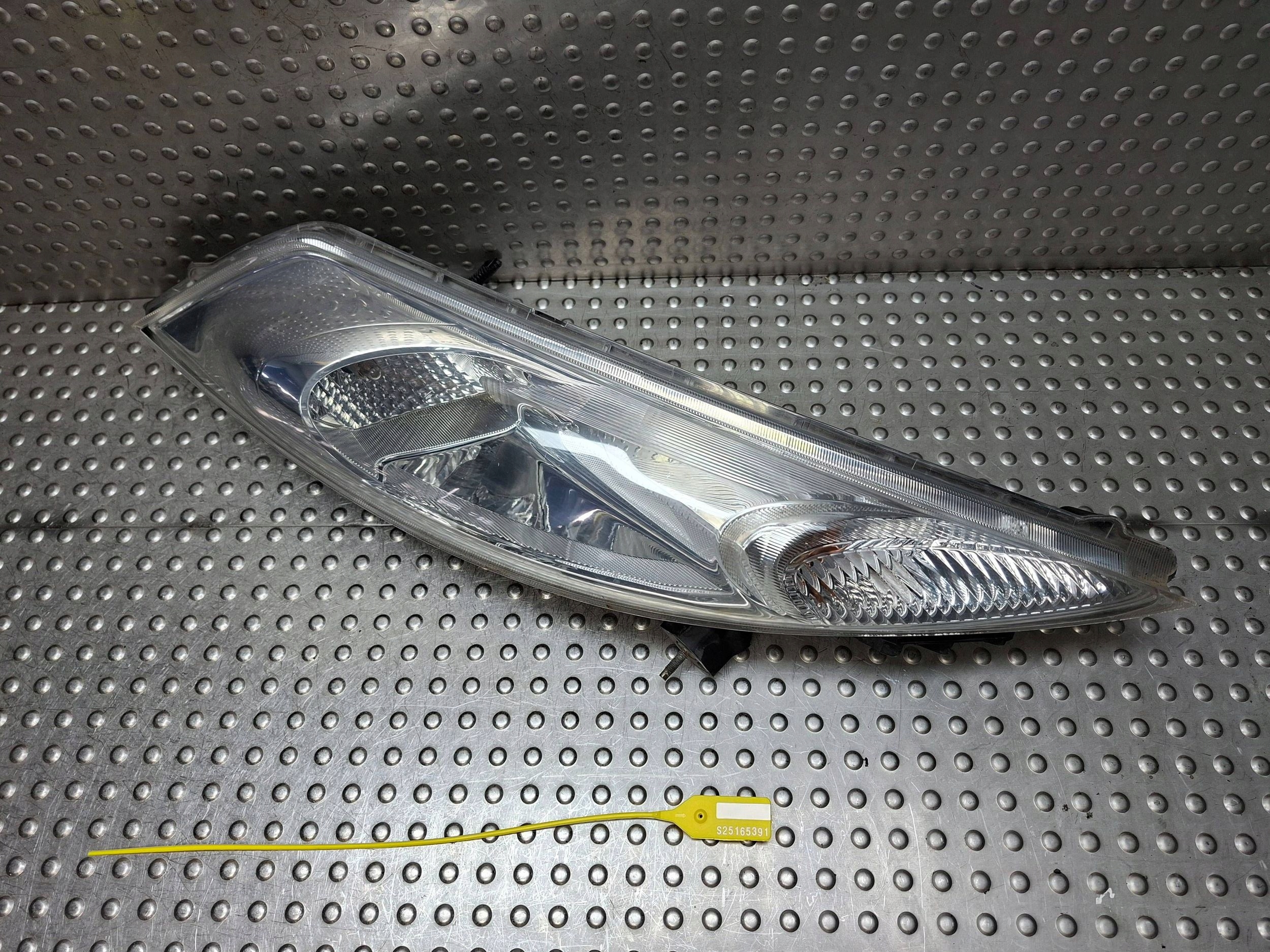 light front right indicator NISSAN JUKE F15 10- EU