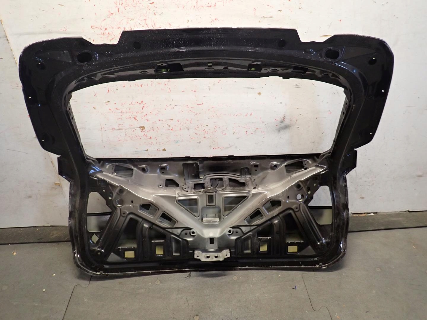 trunk door BMW X1 F48 2016