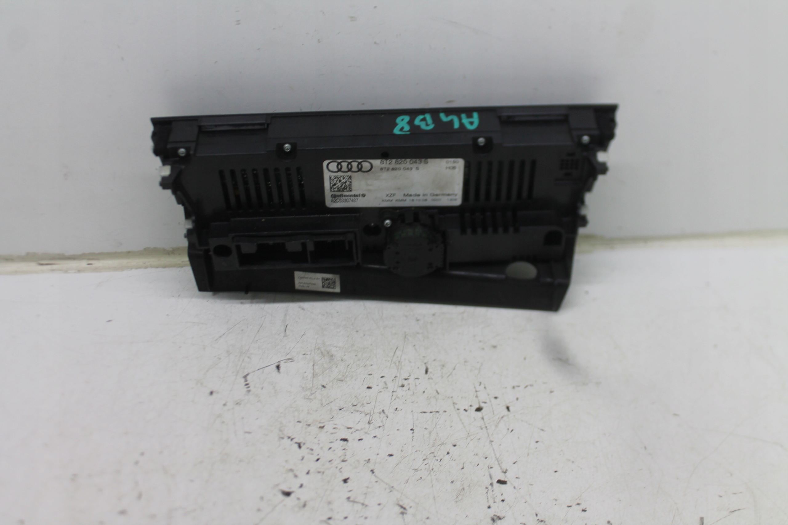 panel ovládání klími klimatizaci 8T2820043S AUDI