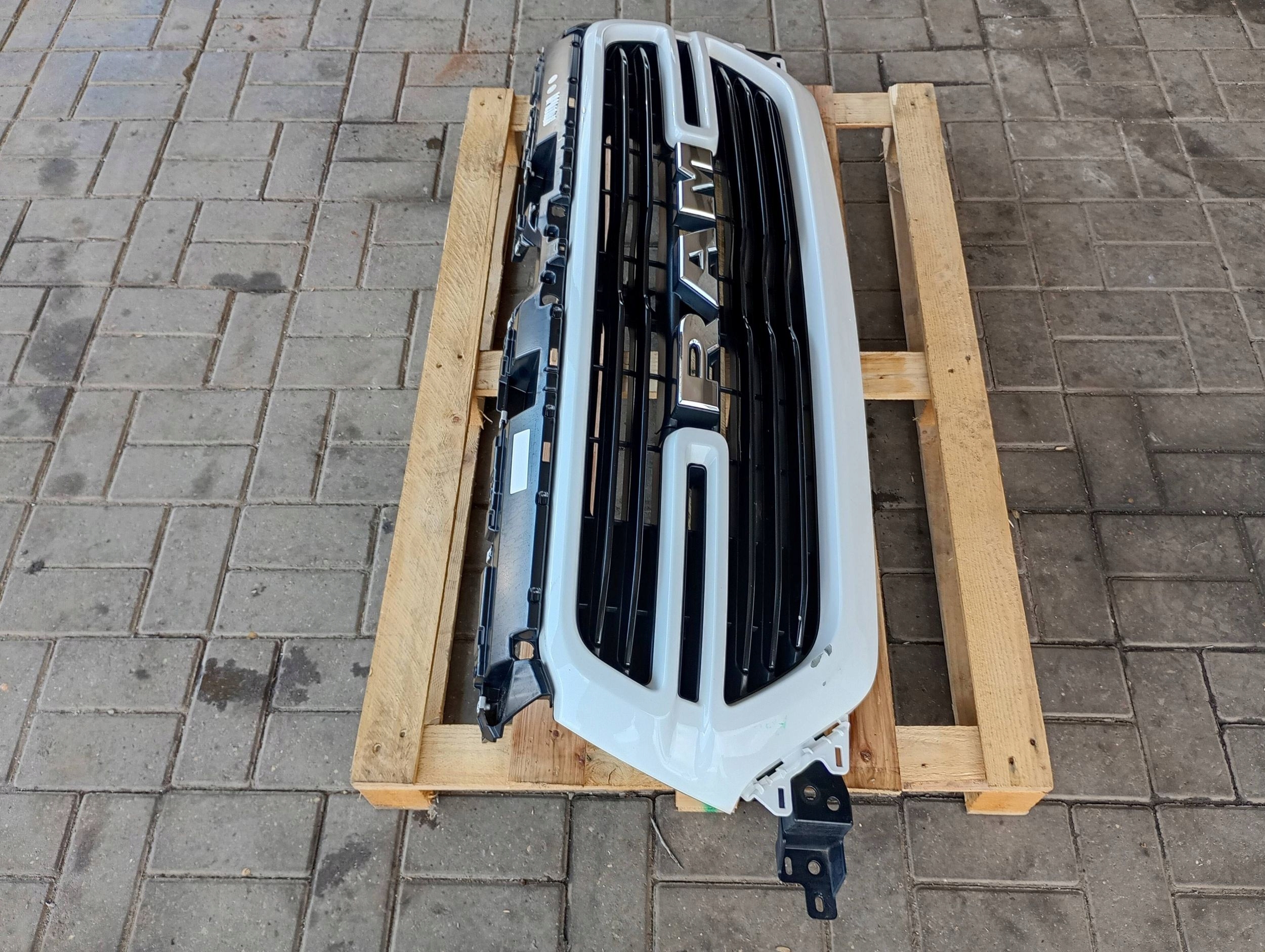 front PREKLADgrill grid front front Dodge RAM 1500 2019