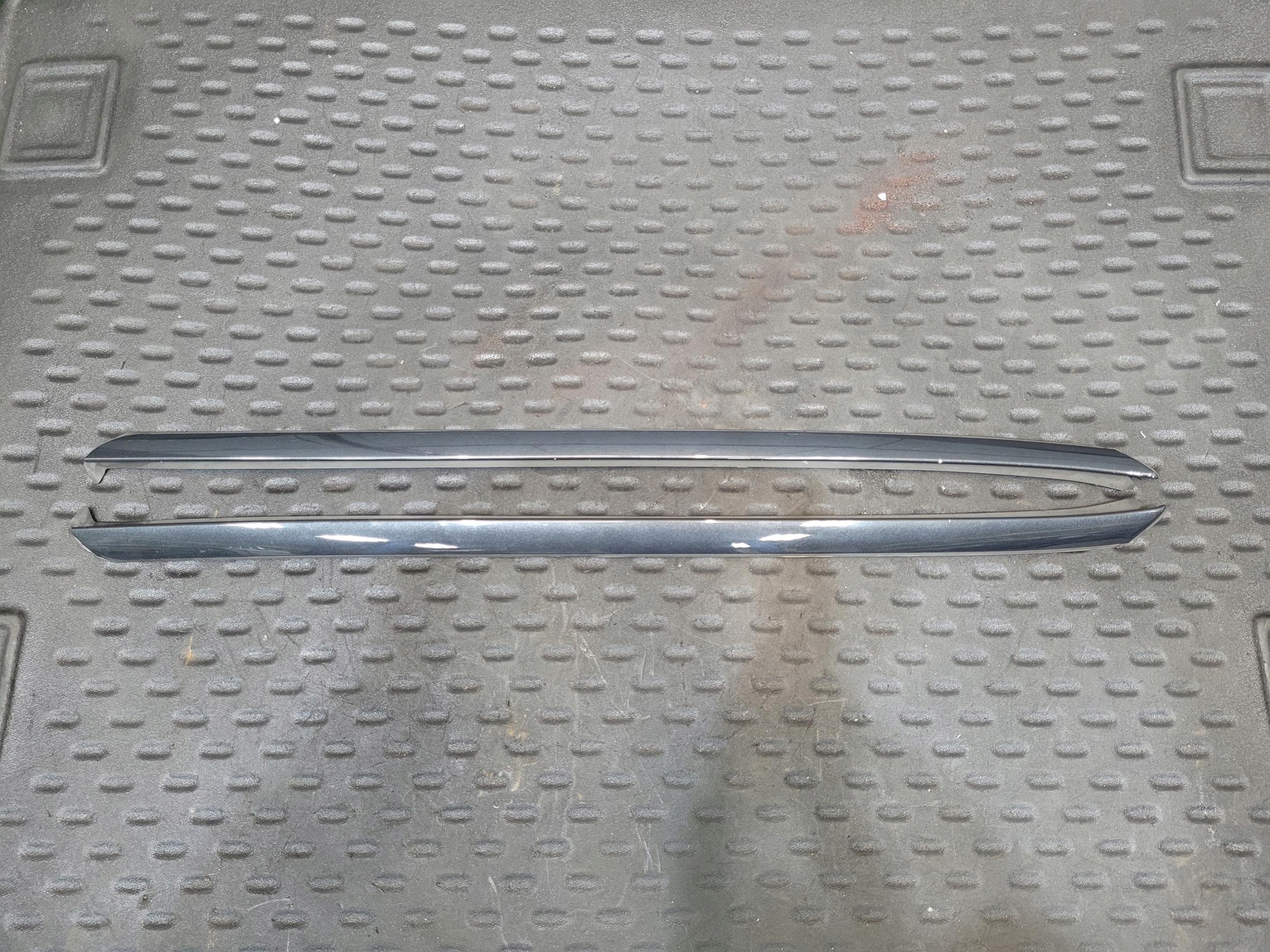 МОЛДИНГ ЛОБОВОГО СТЕКЛА ПЕРЕДНИЙ ЛЕВЫЙ VOLVO XC60 492-46