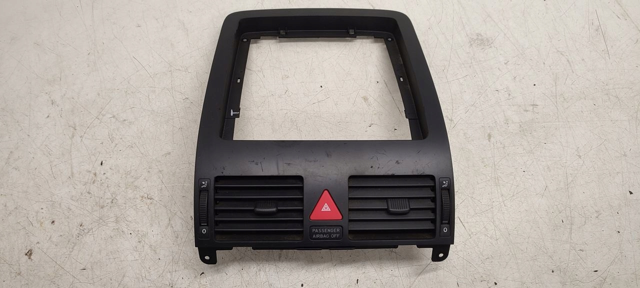 grid air conditioning devices consoles VW Touran 2,0 TDI DSG