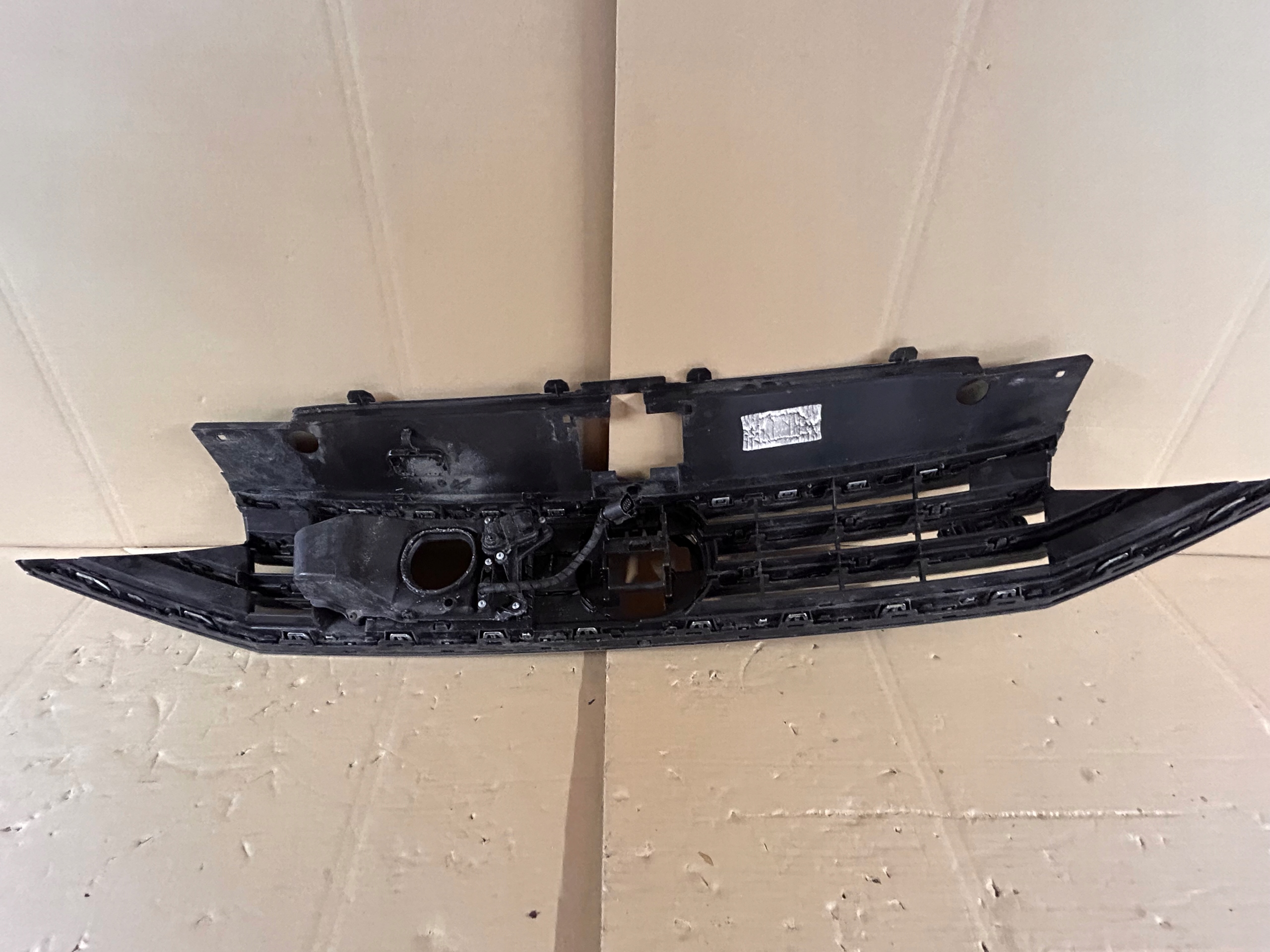 VW Passat B8 Kühlergrill FRONTGRILL Kühlergitter 3G0853651CA - Thumbnail 8