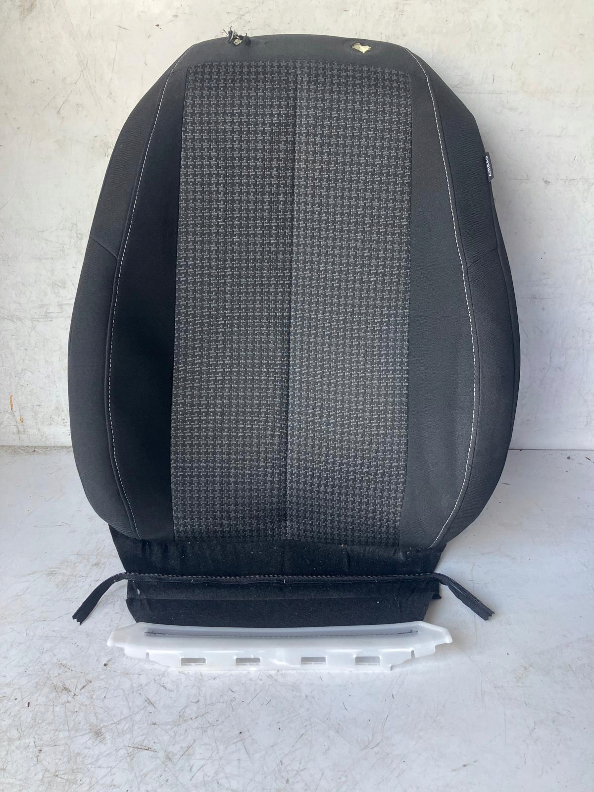 OPARCIE seat driver´s left front PEUGEOT 308 T9 LIFT
