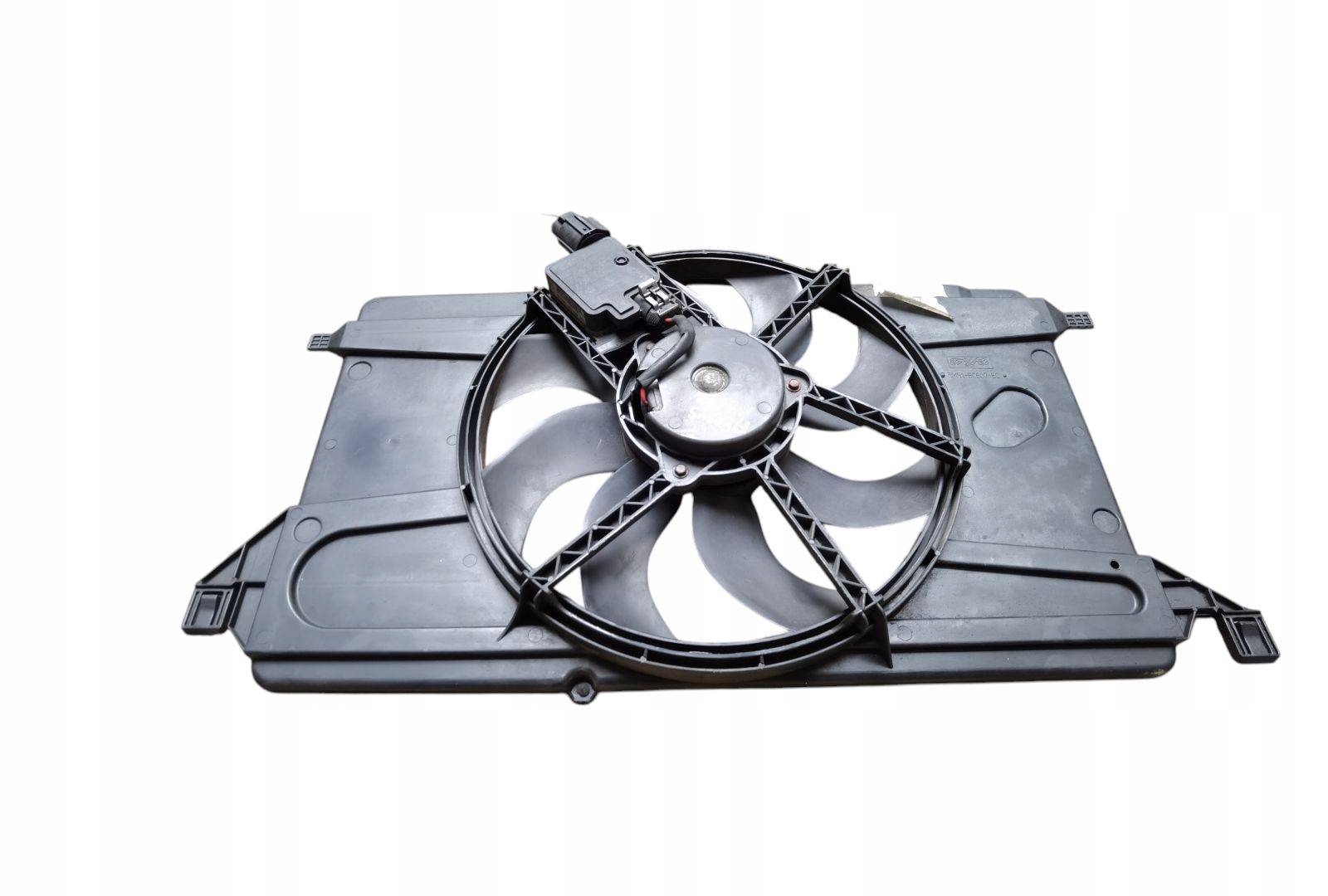 ventilátor chladiče Ford Focus 2 facelift 2011 3M51-8C607-EC