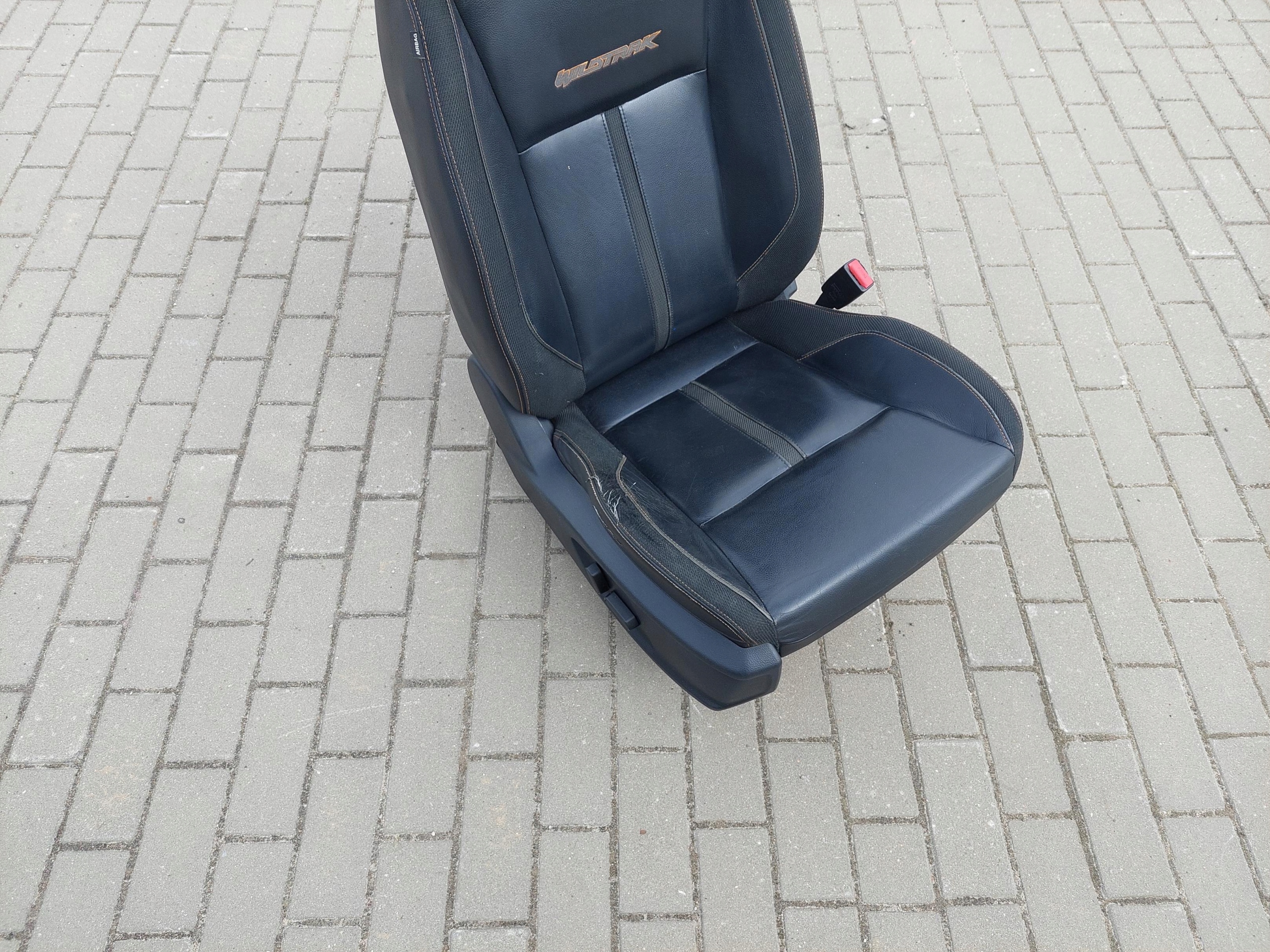seat GRZANY front front right + airbag FORD RANGER V LIFT 19R