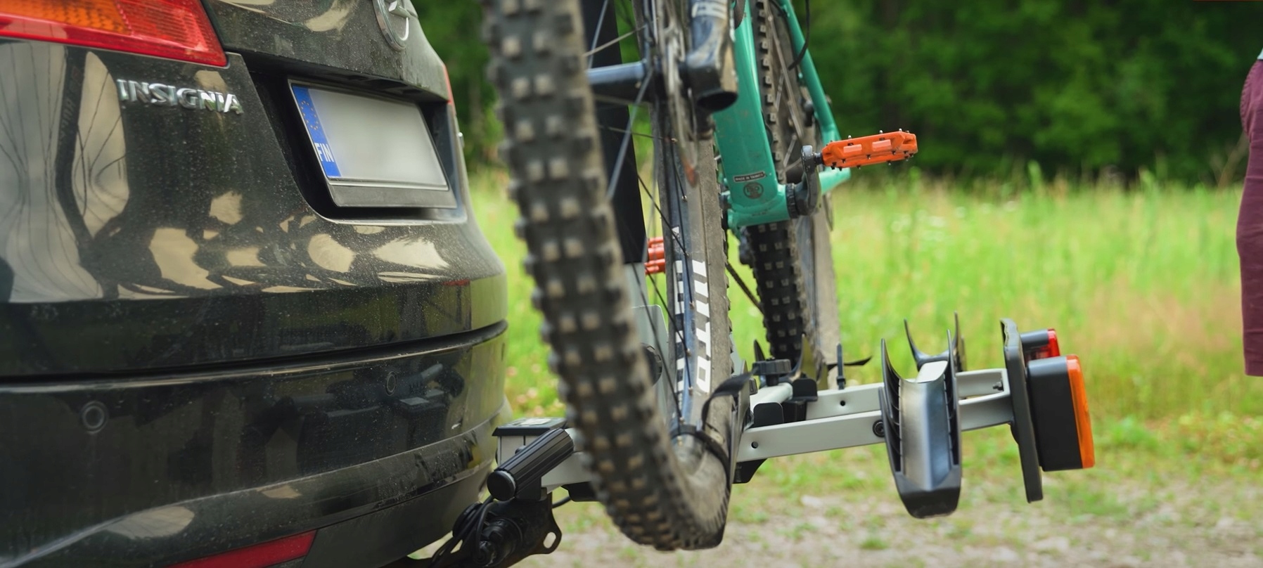 BAGAŻNIK ROWEROWY UCHWYT PLATFORMA NA HAK 3 ROWERY MONT BLANC 3 UCHYLANY Liczba rowerów 3