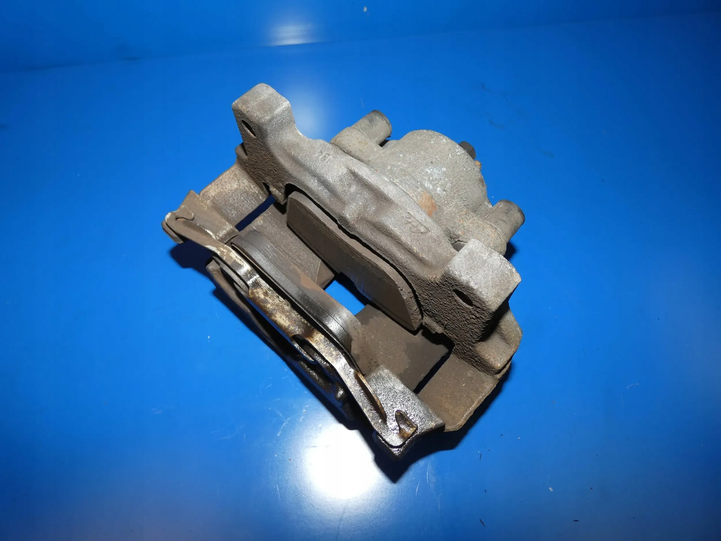 Jaguar XE X760 caliper brake right front front