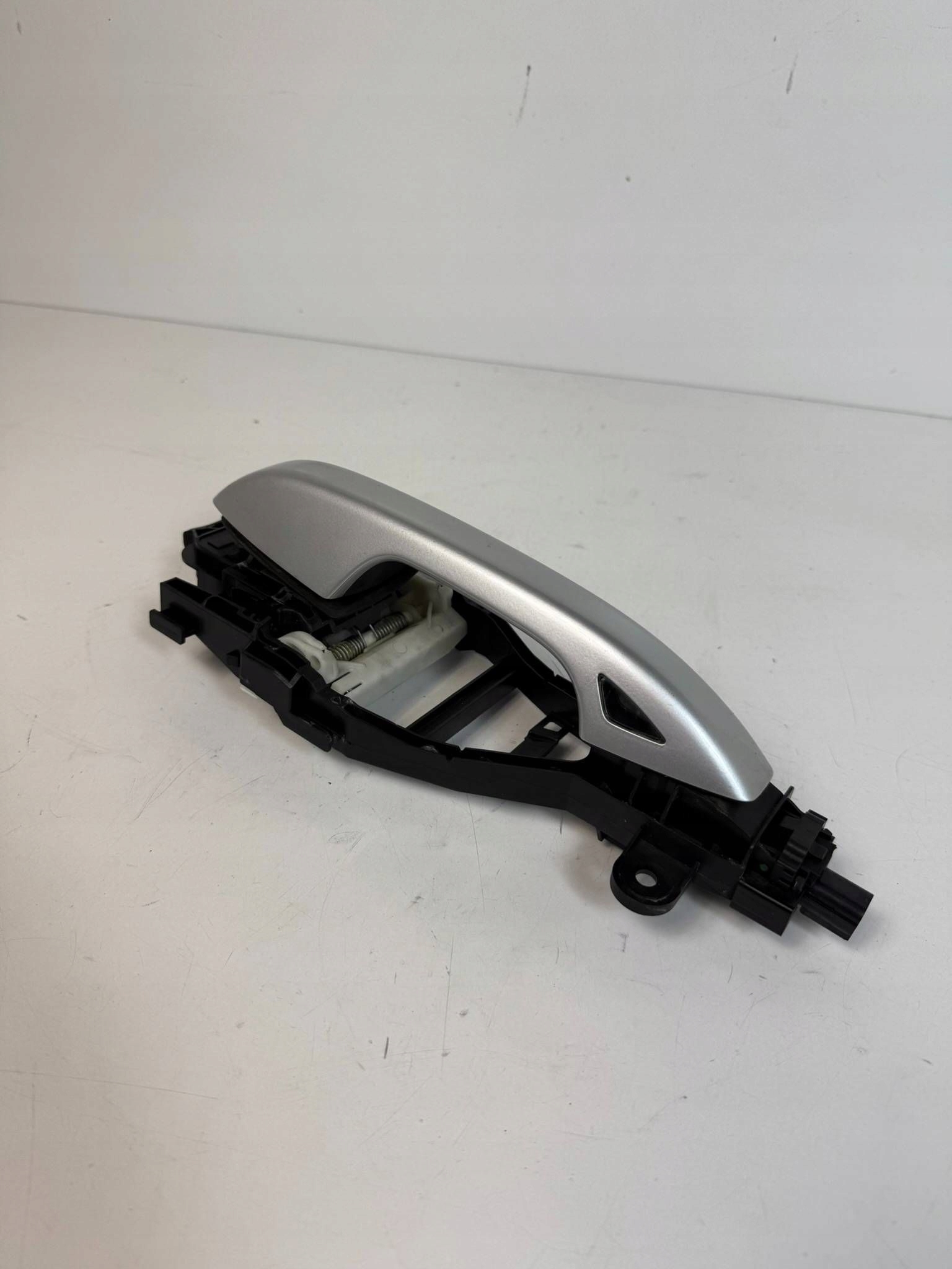Volvo V60 II S60 III handle rear right 30747097