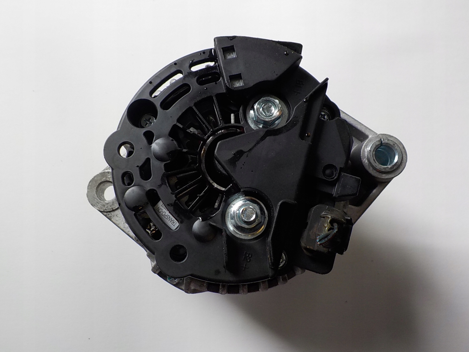 SAAB 9-3 II 1.9 CDTI alternator does not have