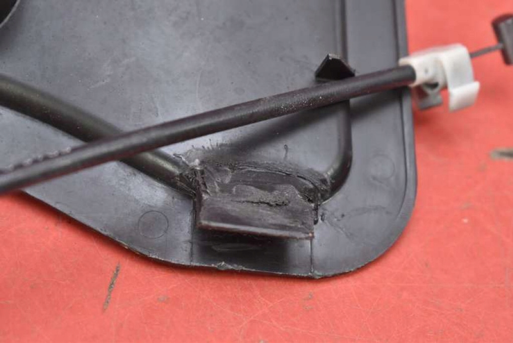 lock bonnet rear part boot 81969401 BMW Z4 E85 02-05