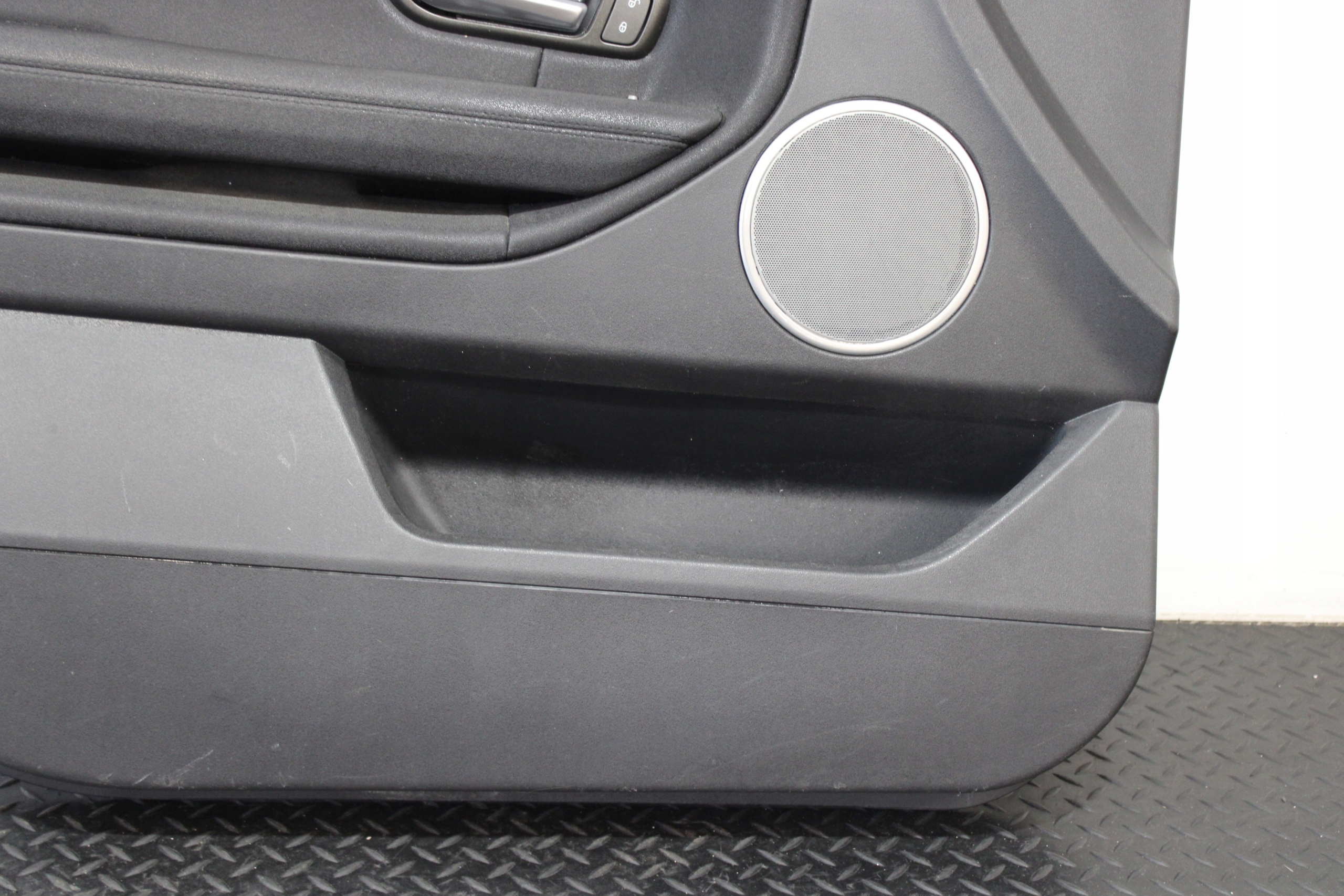 upholstery side door left front LAND ROVER EVOQUE LIFT L538