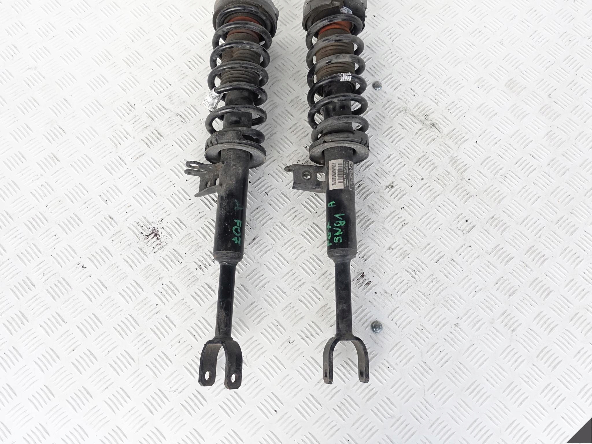 BMW 5 F07 GRAN TURISMO L ODER P VORNE 2WD 535D 550I
