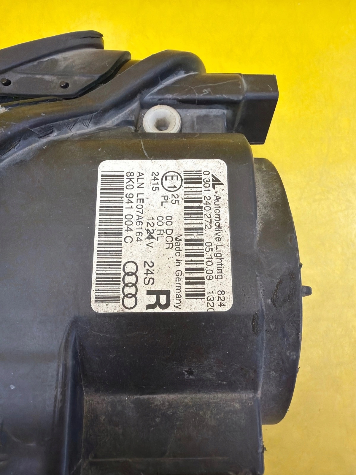 light right Audi A4 B8 8K0 Xenon non-setting 8K0941004C