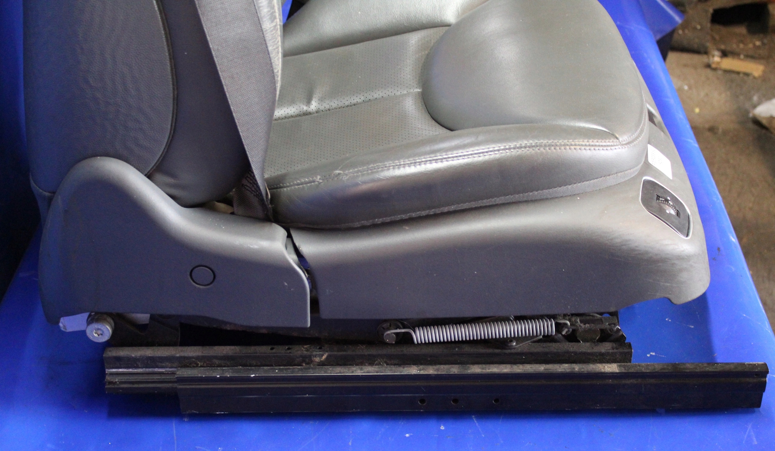 кресло пассажира MERCEDES SL R230