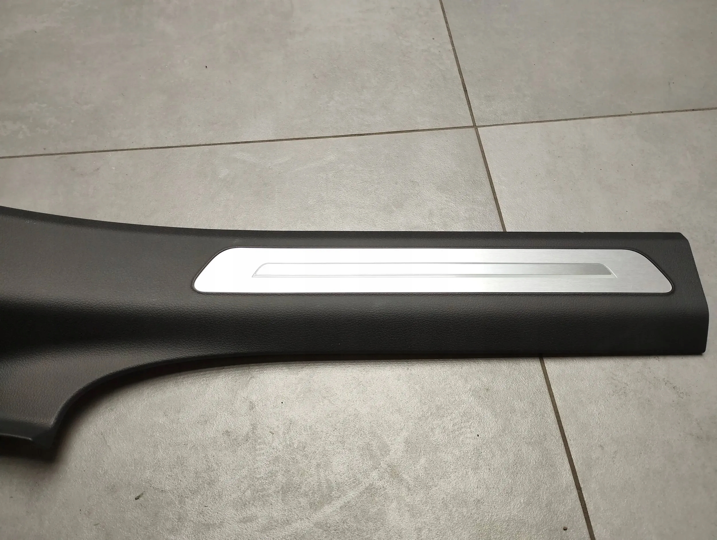 Audi A8 4N D5 LONG cover of the threshold left 4N4864607C