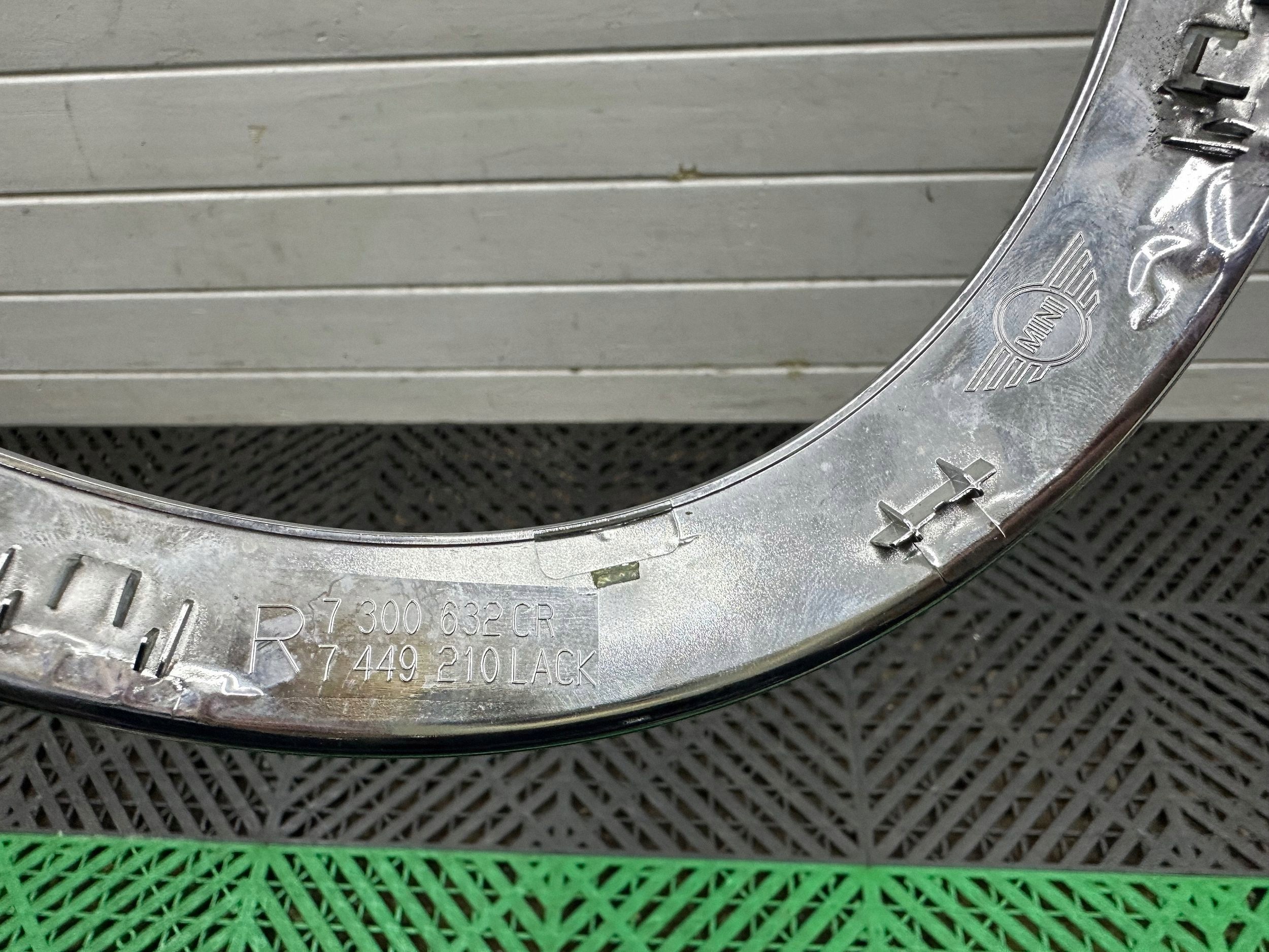 lišta pod lampe Mini Cooper F56 F55 7300632