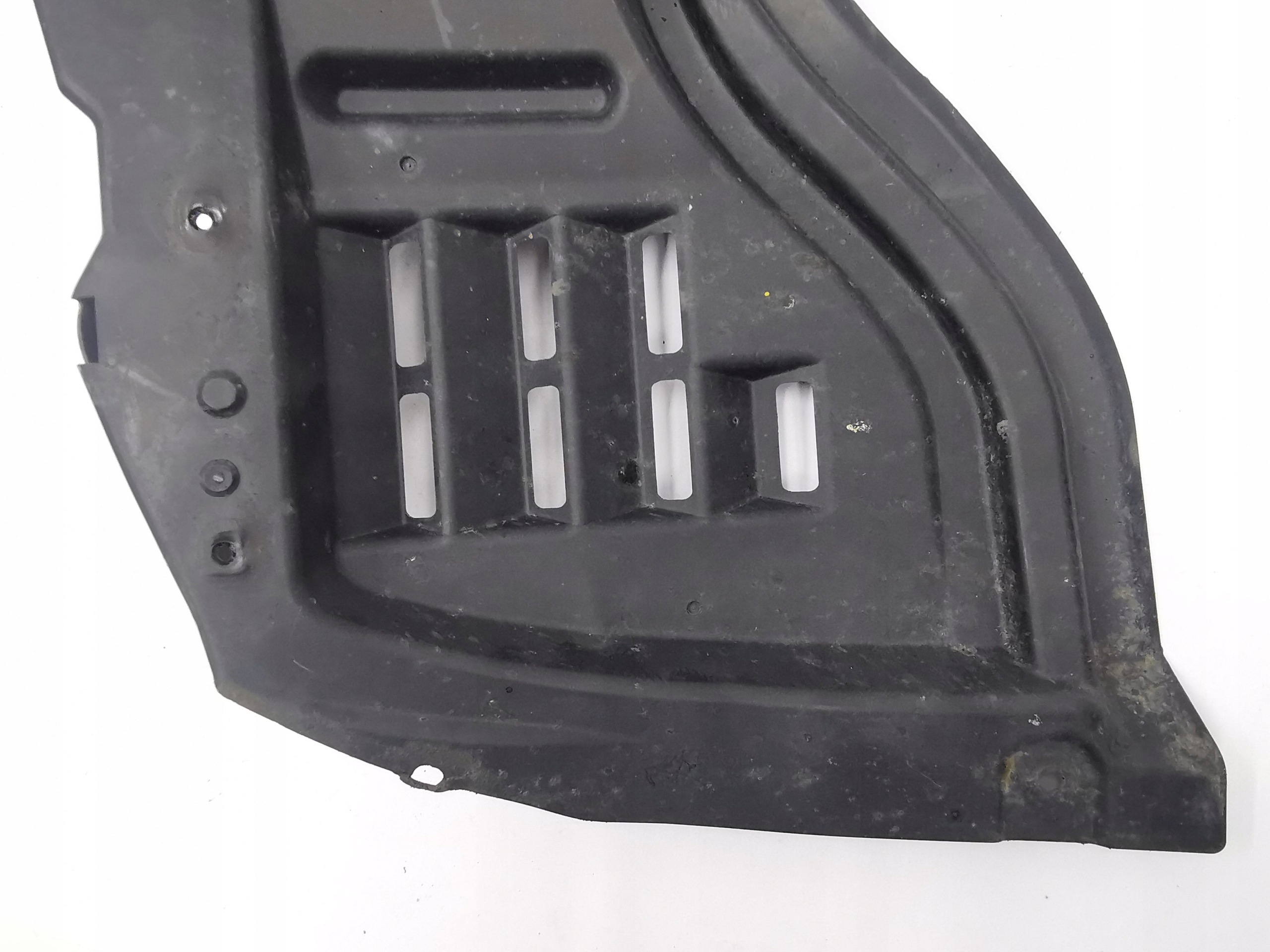 cover chassis LEXUS CT 53882-0C040