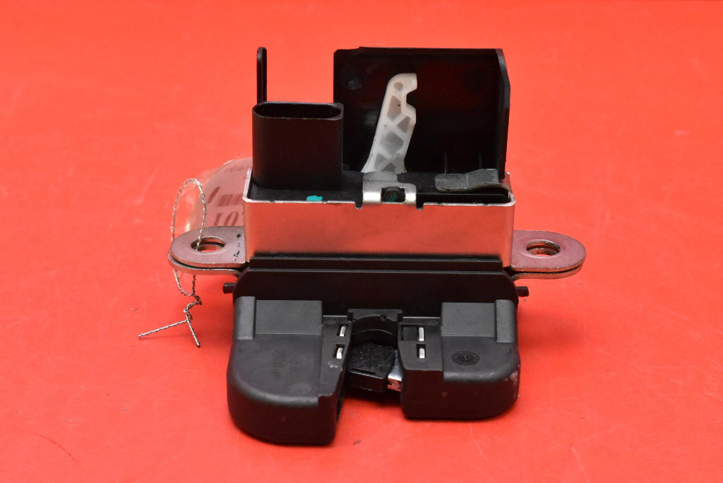 lock bonnet rear part boot 6010-01-040449P SEAT LEON 2 II 5D HB 09-12